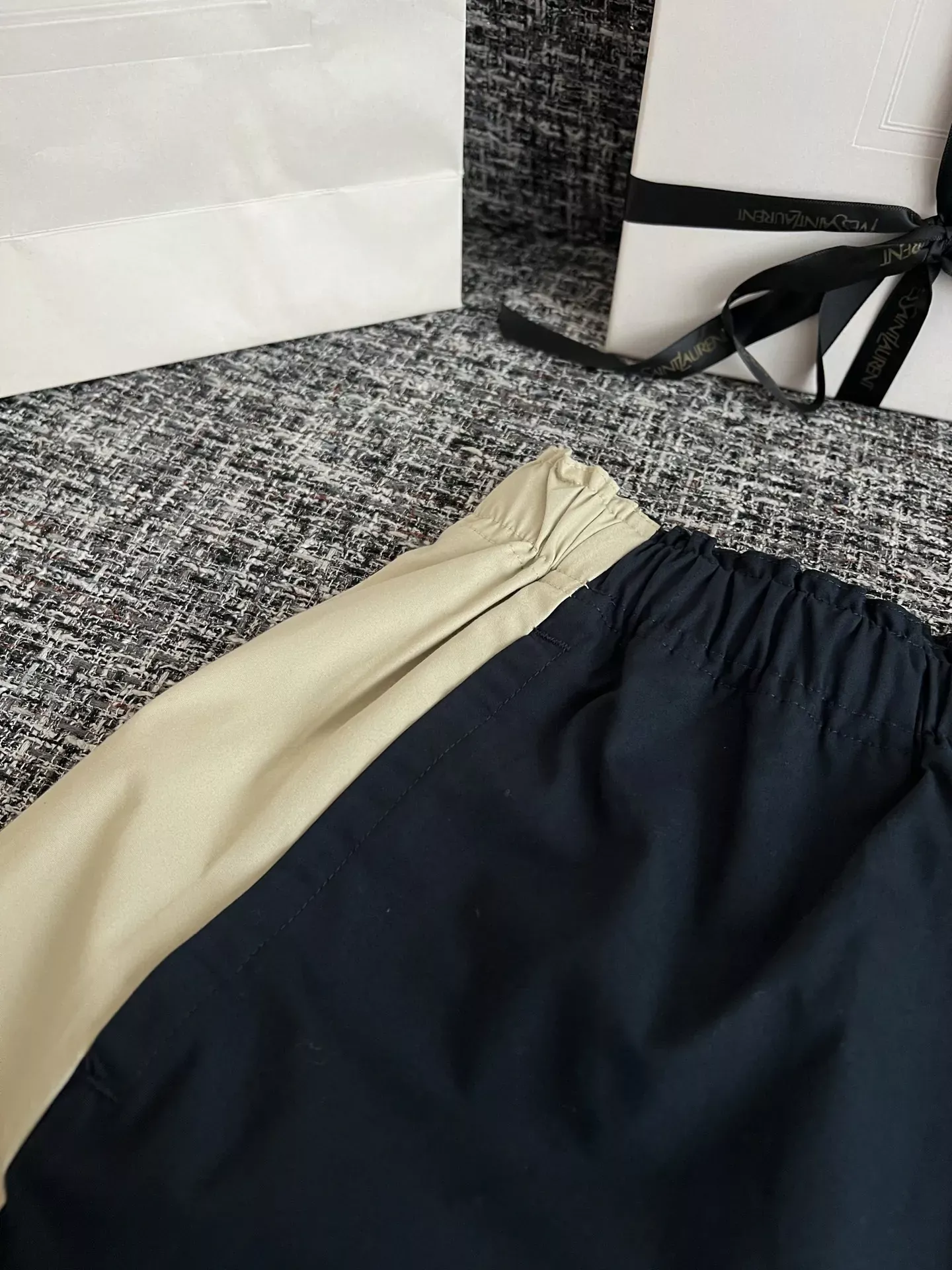 입생로랑 삼방 우븐 여성용 하프 팬츠 상세 이미지 11