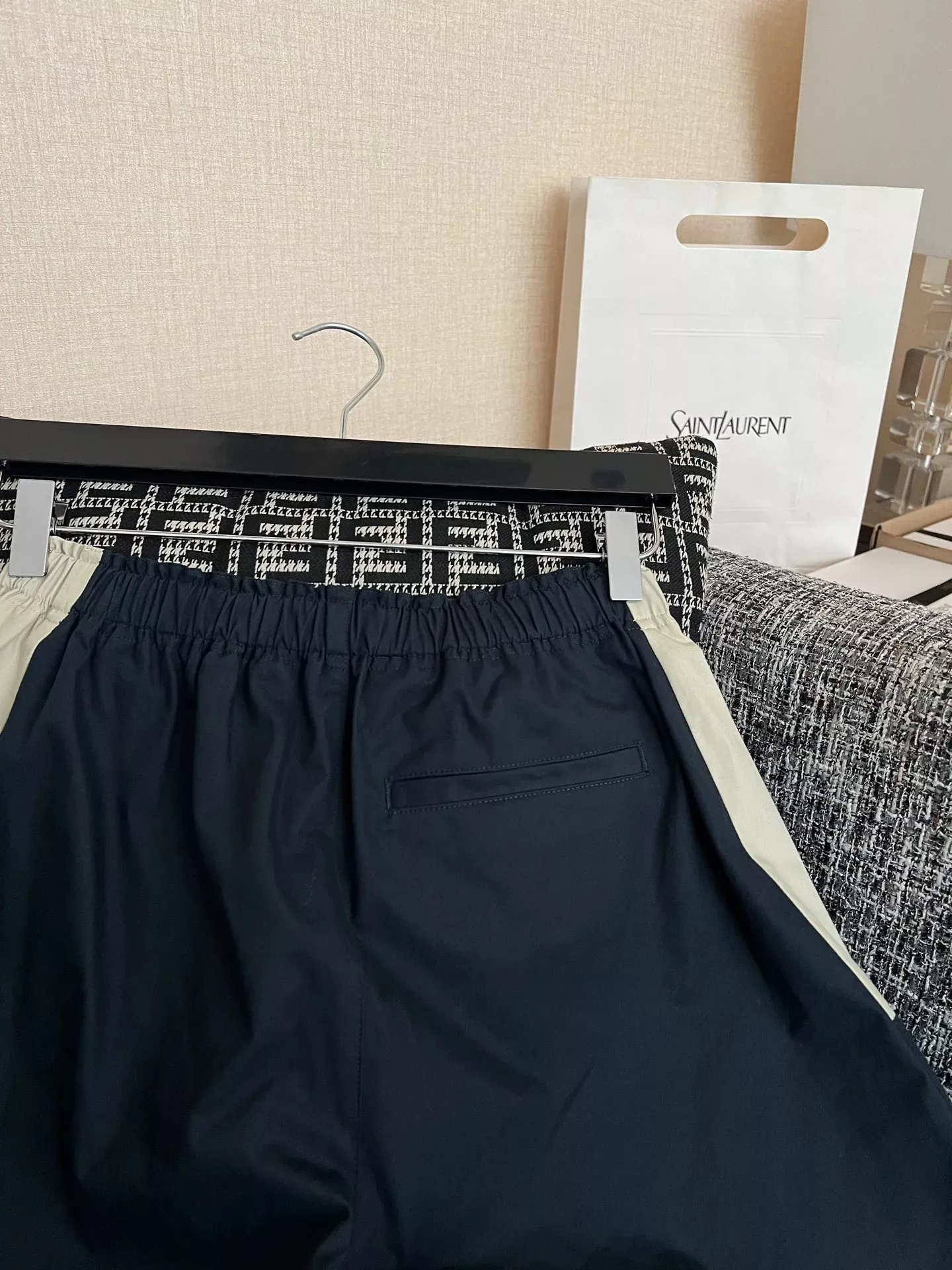 입생로랑 삼방 우븐 여성용 하프 팬츠 상세 이미지 22