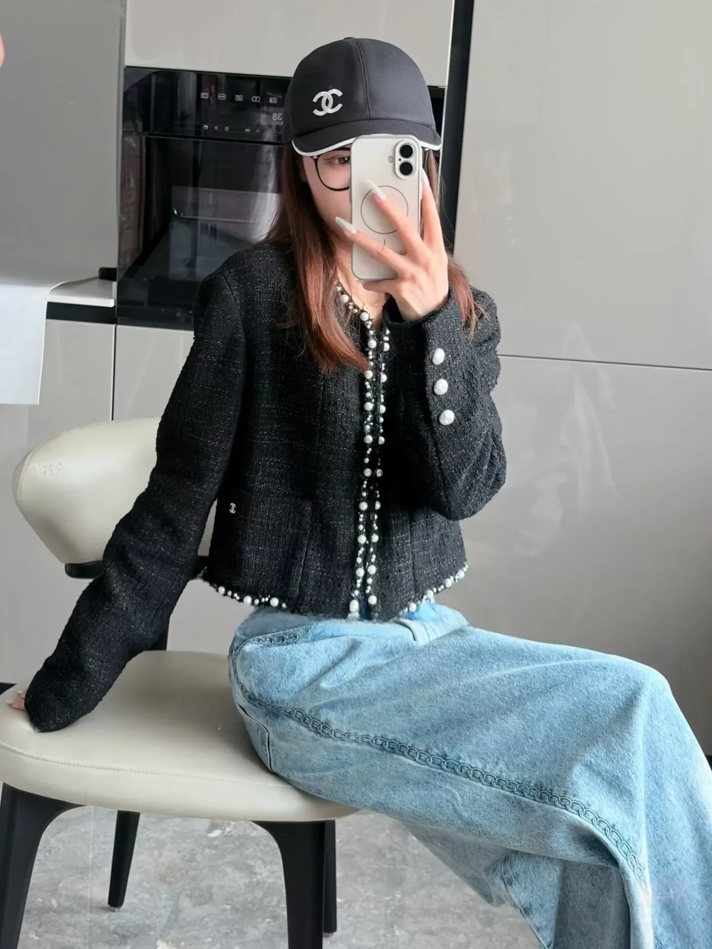 샤넬 크롭 버튼 디테일 여성용 트위드 재킷 상세 이미지 61