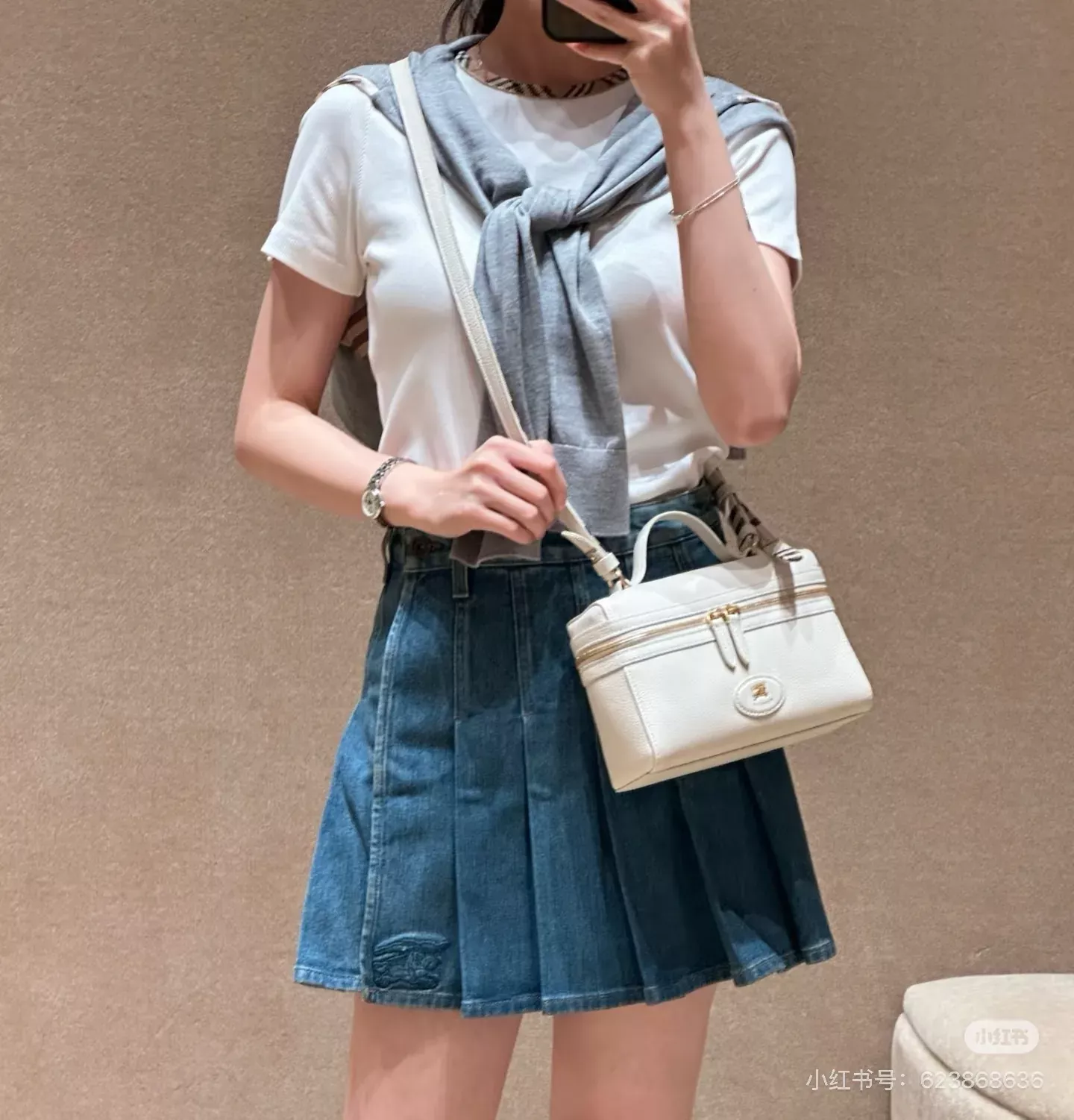 버버리 자수 포인트 코튼 여성용 미니 스커트 상세 이미지 23