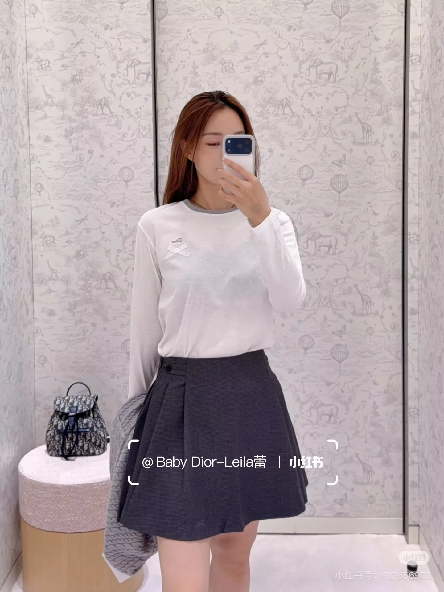 디올 배색 자수 레터링 여성용 긴소매 티셔츠 상세 이미지 11