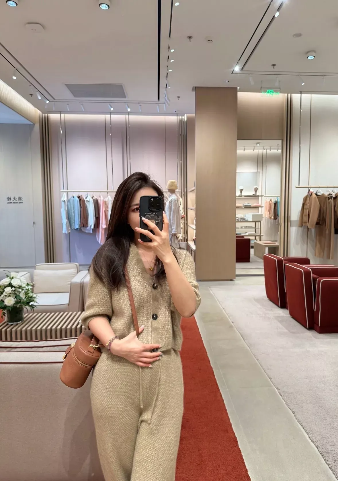 브루넬로쿠치넬리 브이넥 자카드 반소매 여성용 반소매 가디건 상세 이미지 13