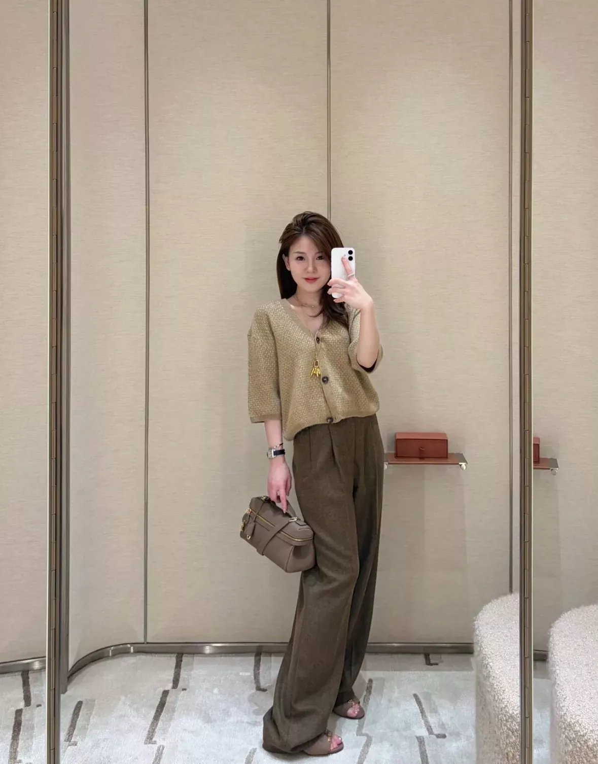 브루넬로쿠치넬리 브이넥 자카드 반소매 여성용 반소매 가디건 상세 이미지 19