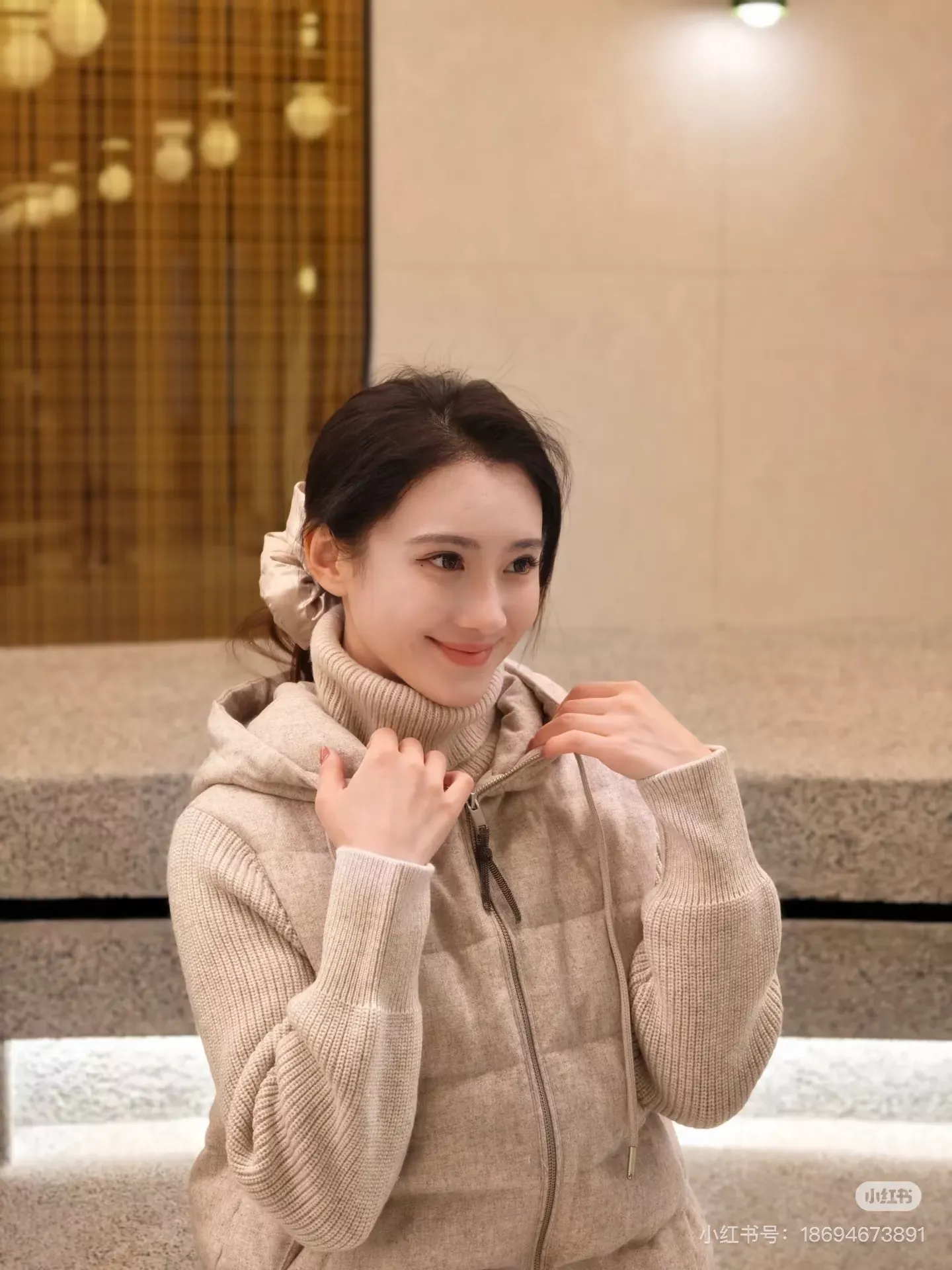 로로피아나 캐시미어 울 니트 패치 여성용 후드 재킷 상세 이미지 13