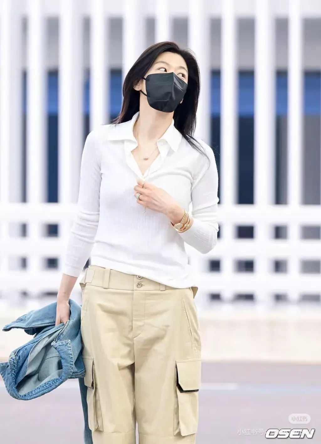 루이비통 울사 니트 카라 여성용 긴소매 니트 상세 이미지 11