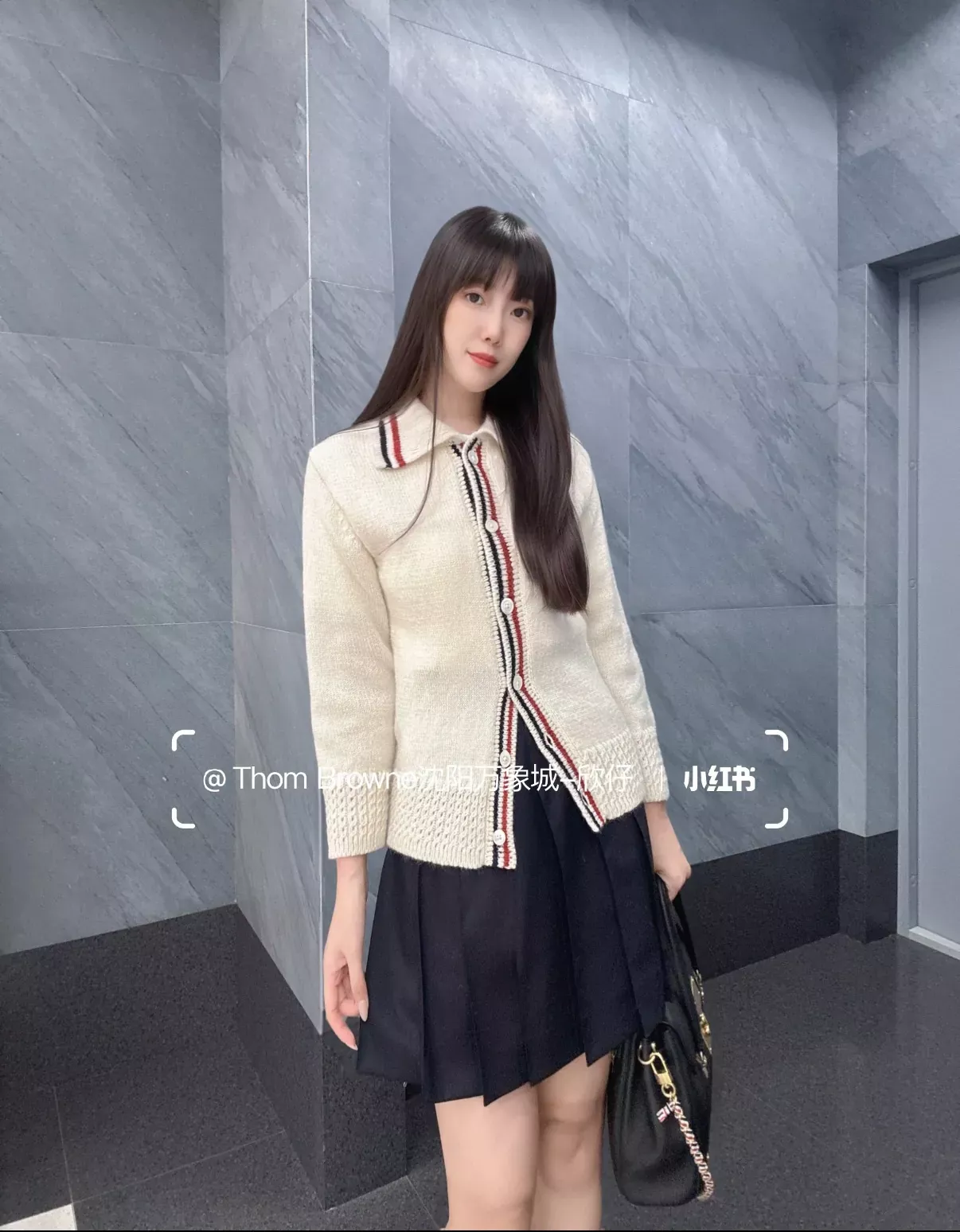 톰브라운 배색 자카드 카라 여성용 긴소매 가디건 상세 이미지 17