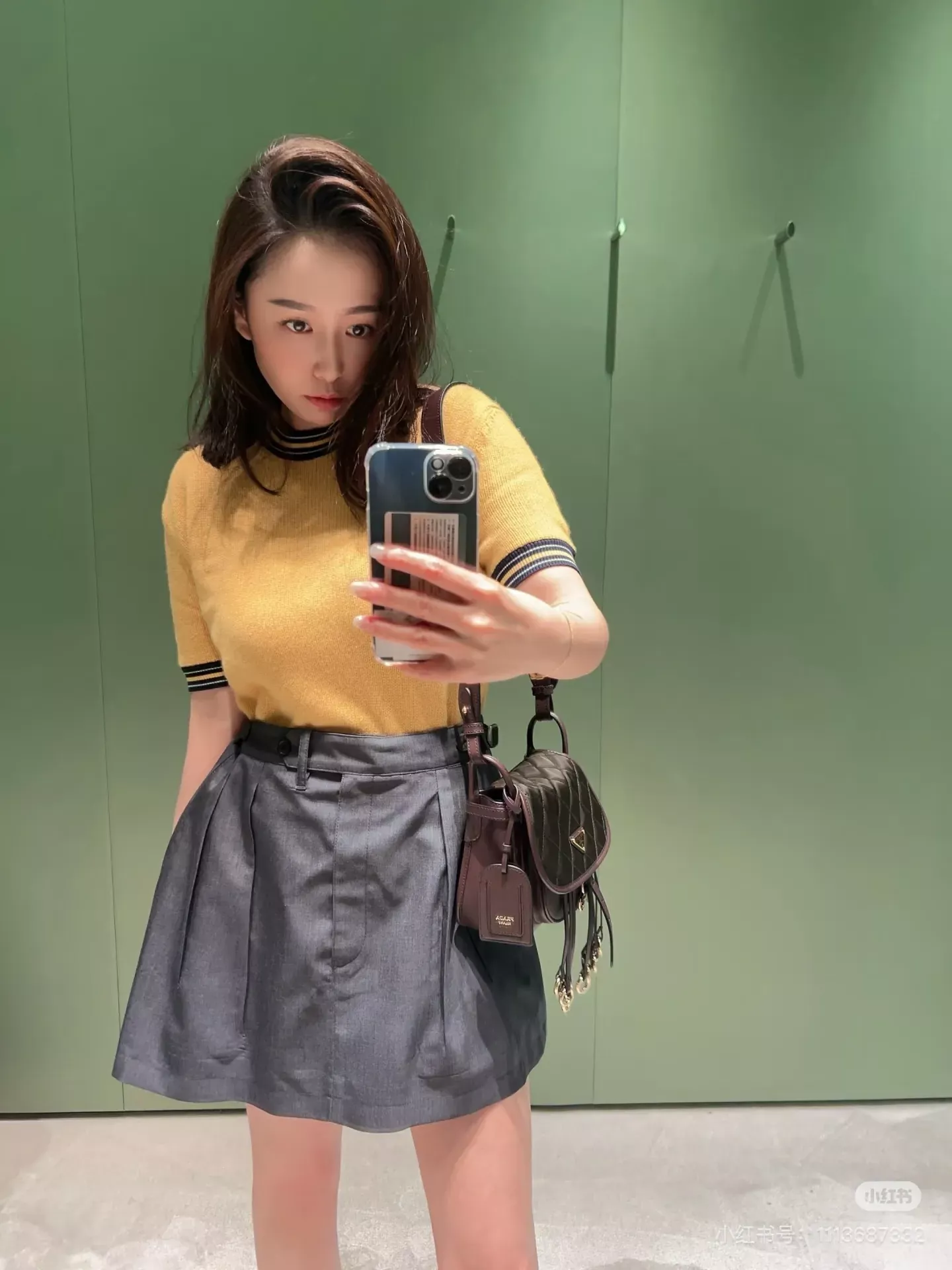 프라다 입체 재단 벨트 버클 여성용 미니 스커트 상세 이미지 23