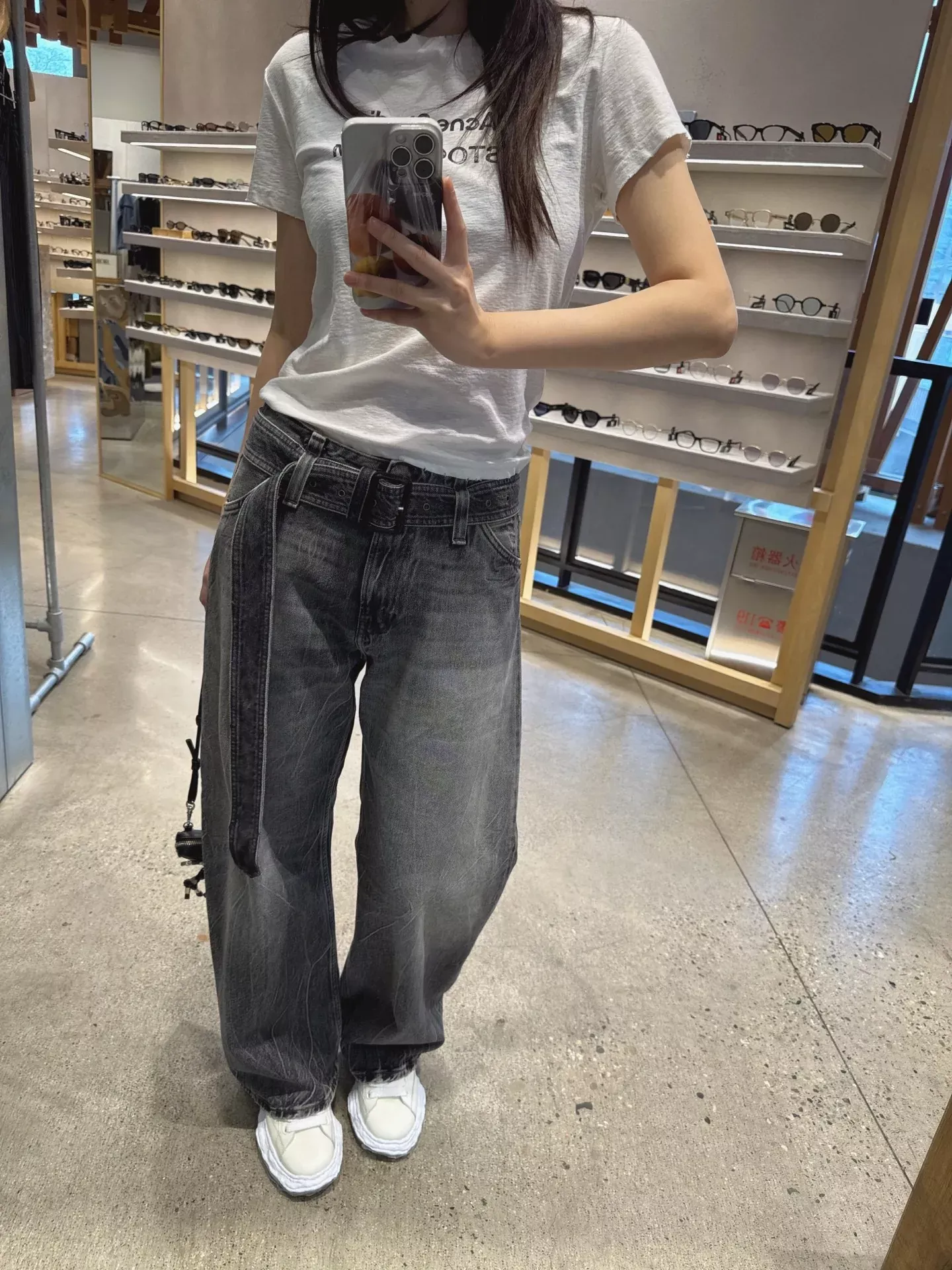 아크네스튜디오 워싱 타이다이 벨트 데님 팬츠 상세 이미지 20