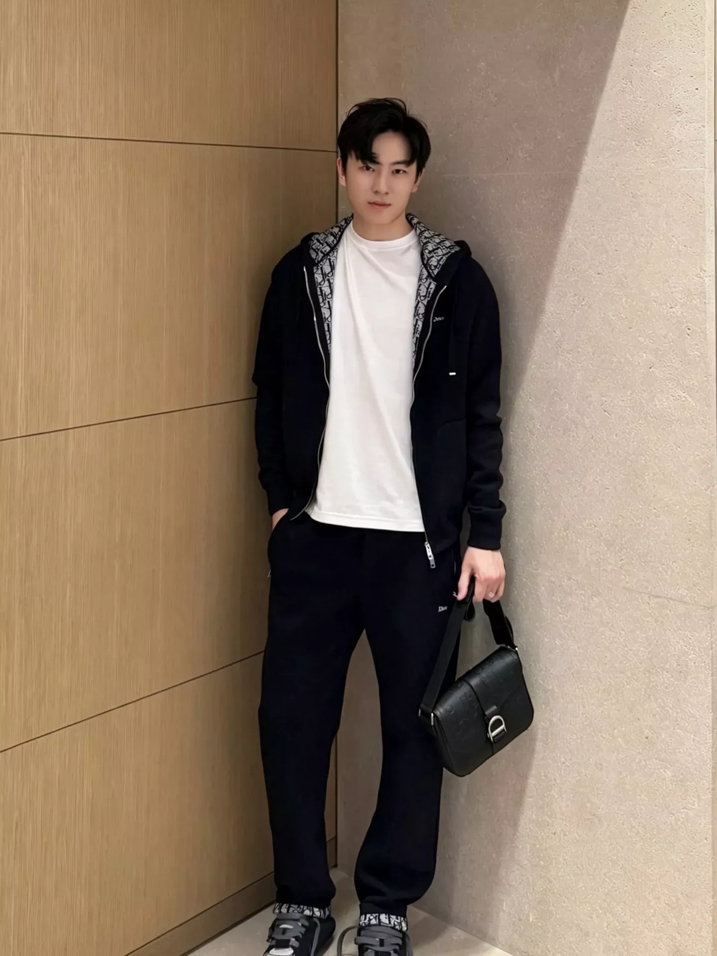 디올 편안한 핏 후드 남녀공용 후드 재킷 상세 이미지 33