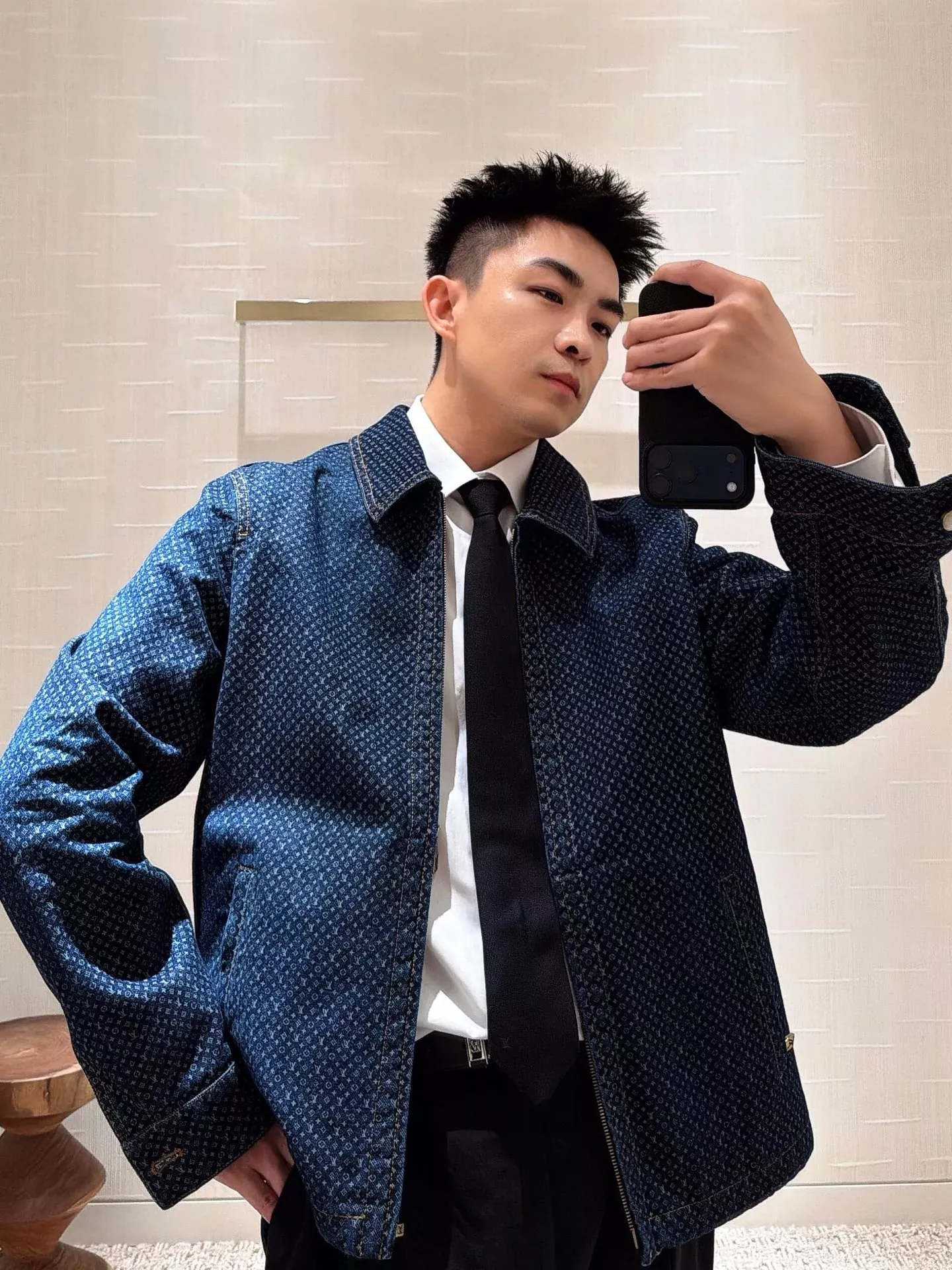 루이비통 리플렉티브 나노그램 집업 남녀공용 데님 재킷 상세 이미지 18