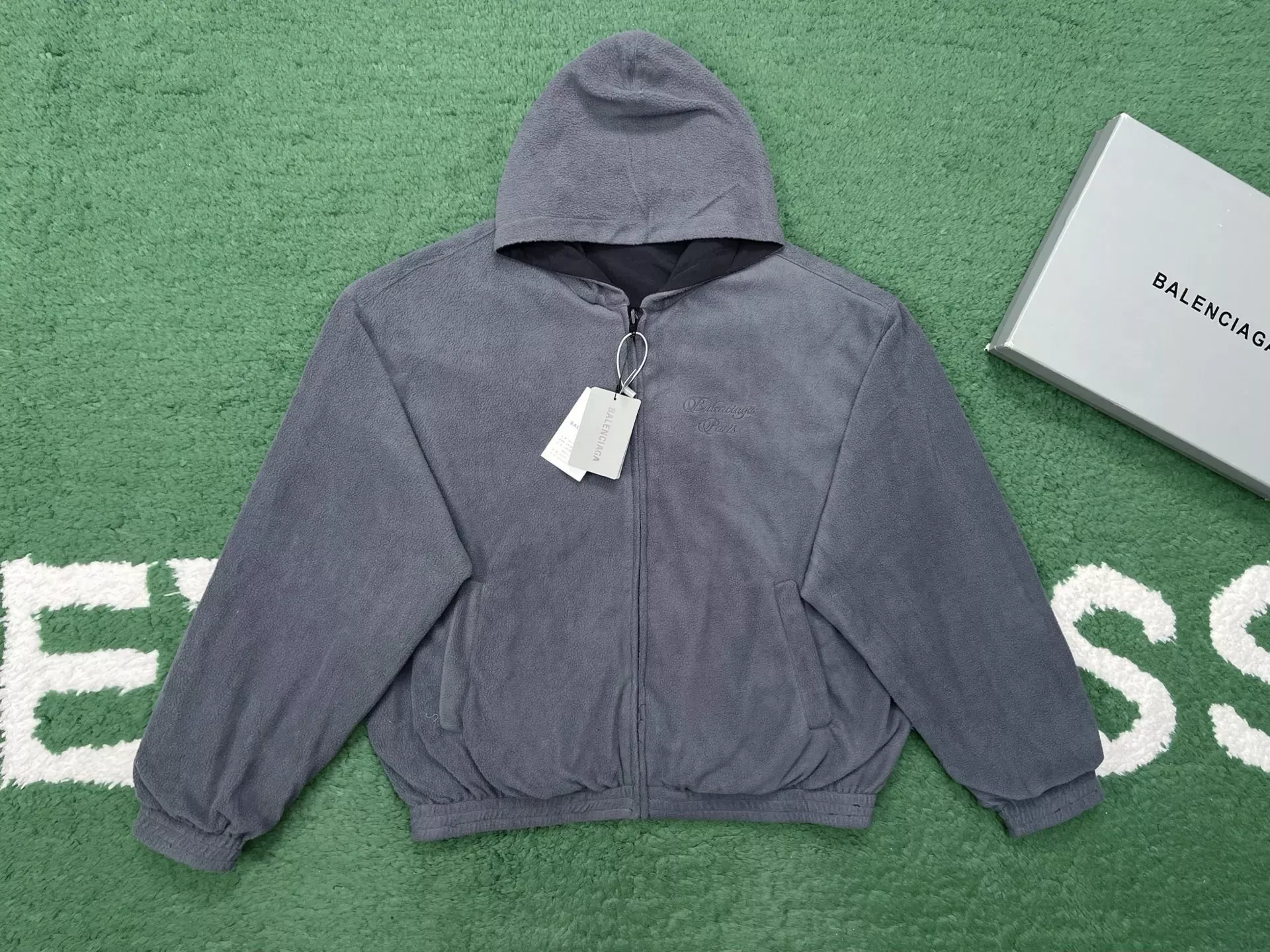 발렌시아가 커시브 로고 양면 남녀공용 후드 재킷 상세 이미지 9