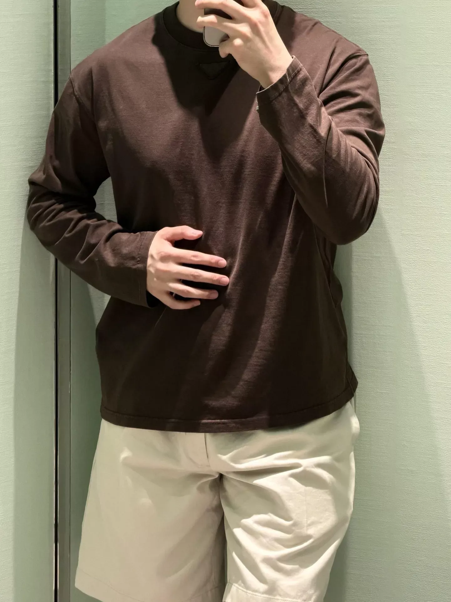 프라다 코튼 긴소매 남녀공용 긴소매 티셔츠 상세 이미지 22