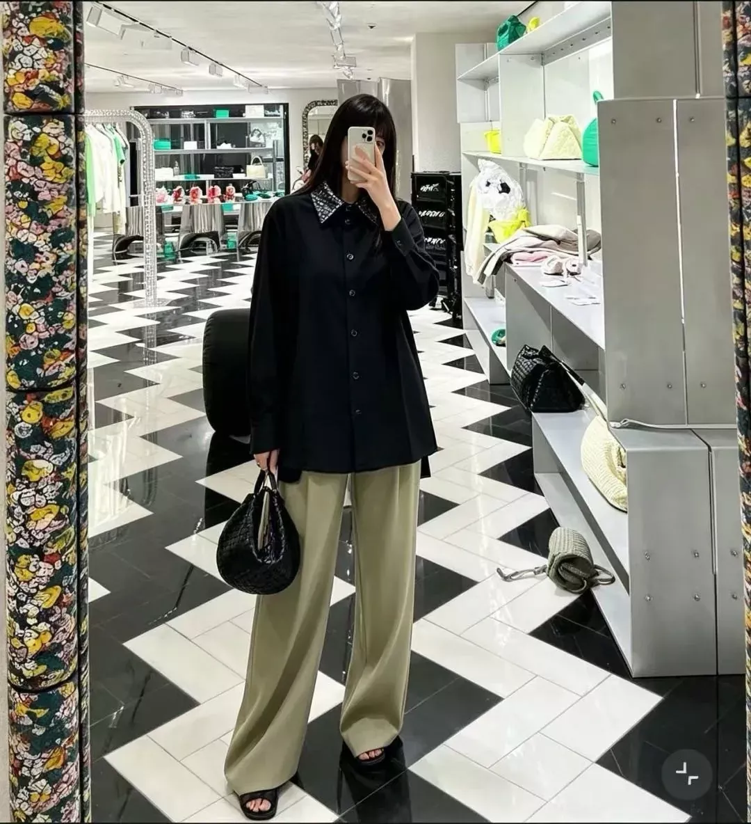 보테가베네타 위빙 카라 루즈핏 여성용 긴소매 셔츠 상세 이미지 15