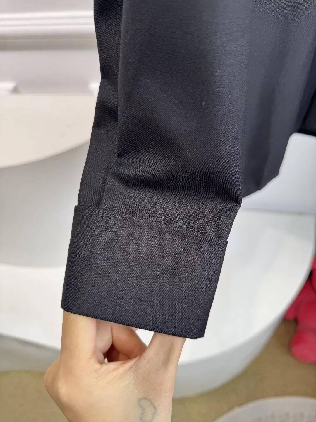 보테가베네타 위빙 카라 루즈핏 여성용 긴소매 셔츠 상세 이미지 6