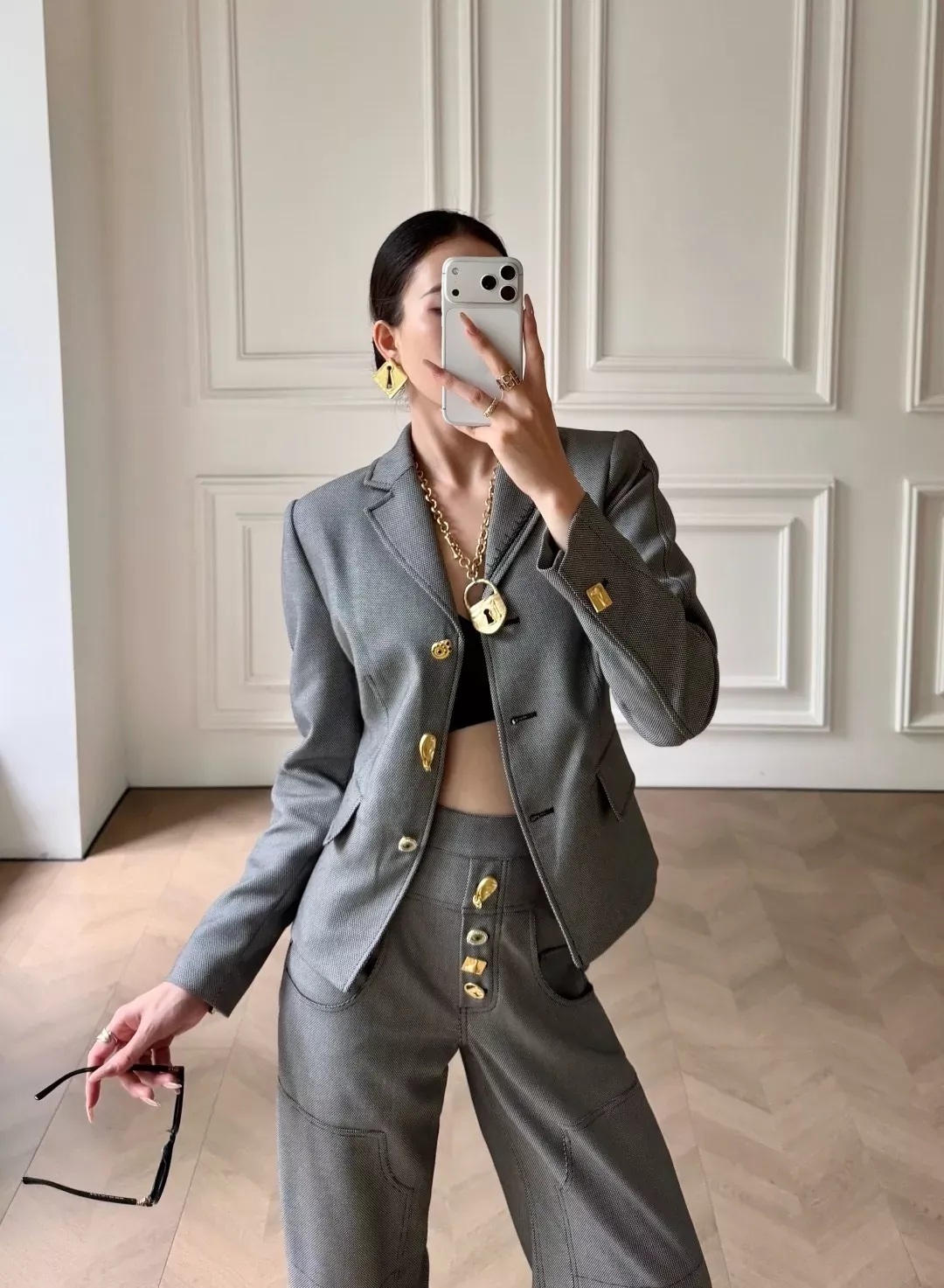 스키아파렐리 빈티지 금장 디테일 여성용 정장 세트 상세 이미지 60