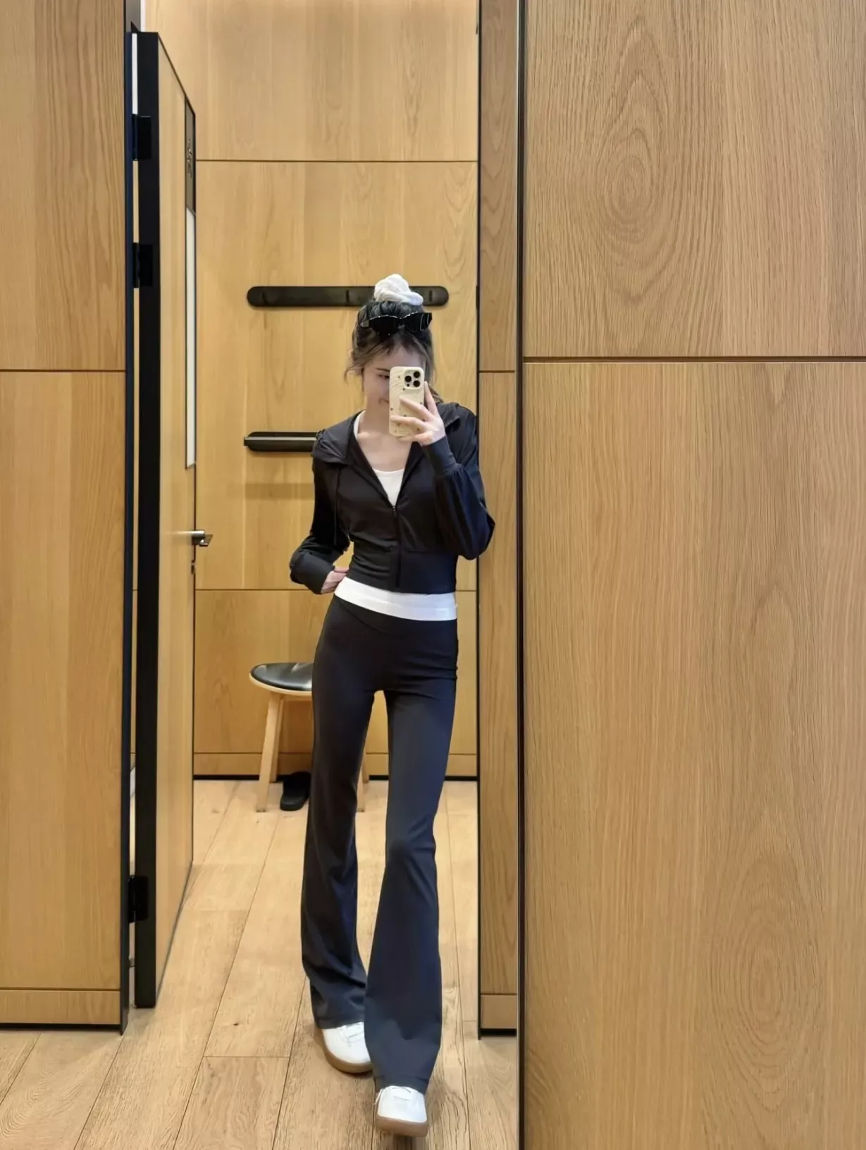 룰루레몬 하이웨이스트 부츠컷 여성용 레깅스 팬츠 상세 이미지 30