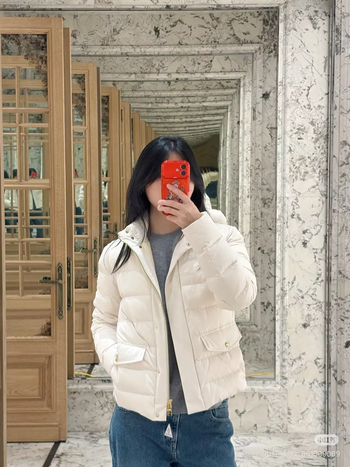 몽클레어 스탠드카라 슬림핏 여성용 쇼트 패딩 상세 이미지 58