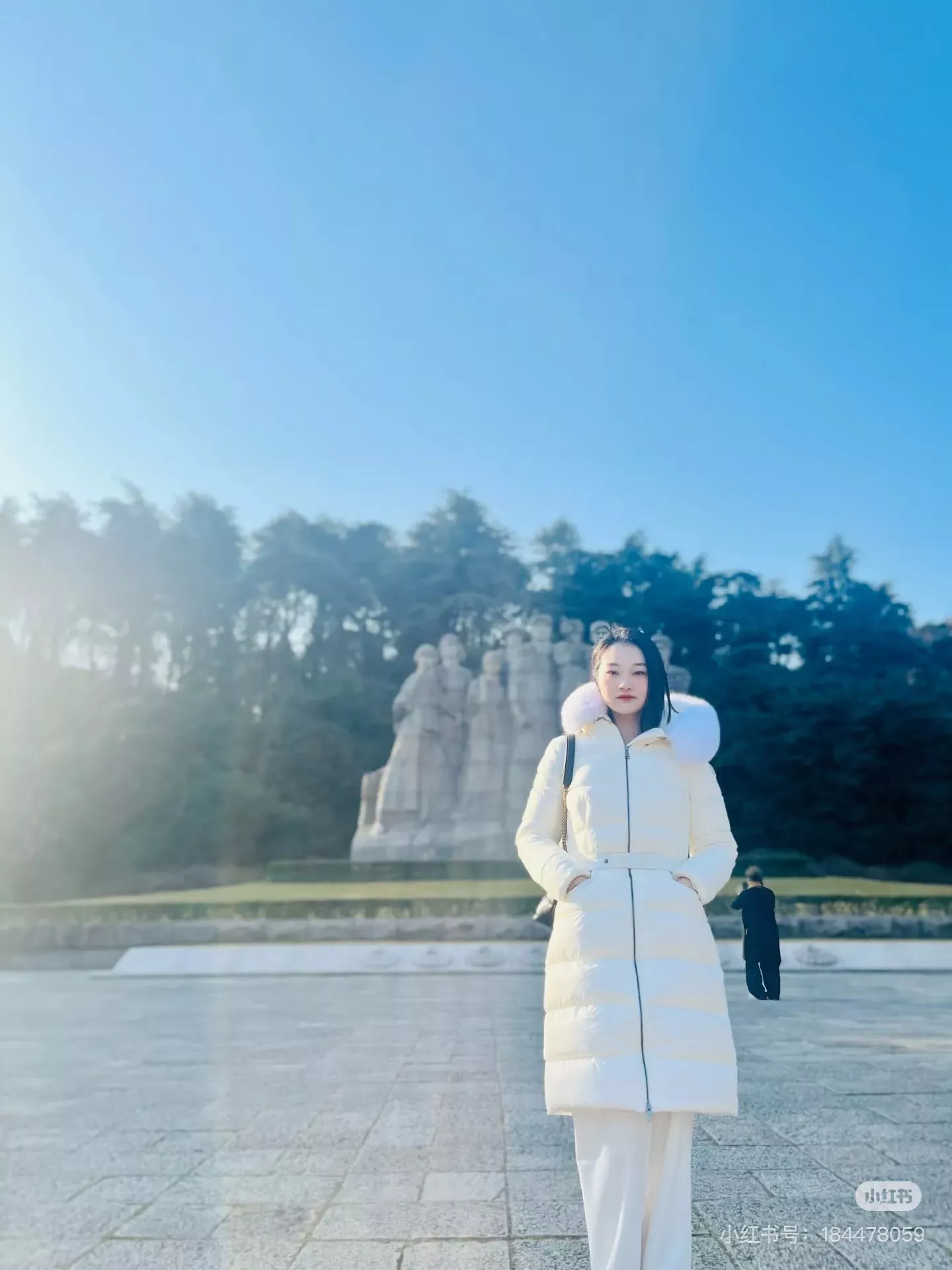 몽클레어 폭스 퍼 후드 벨트 여성용 롱 패딩 상세 이미지 40