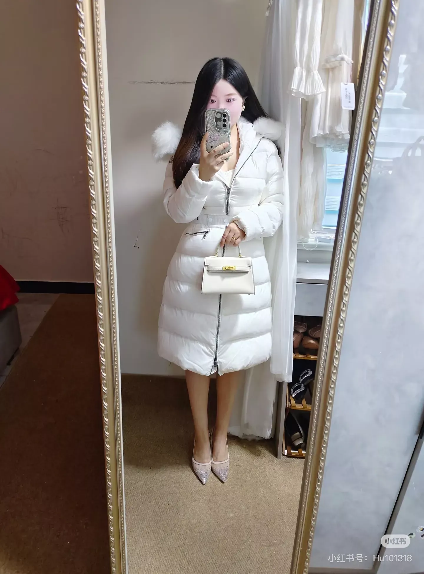 몽클레어 폭스 퍼 후드 벨트 여성용 롱 패딩 상세 이미지 44