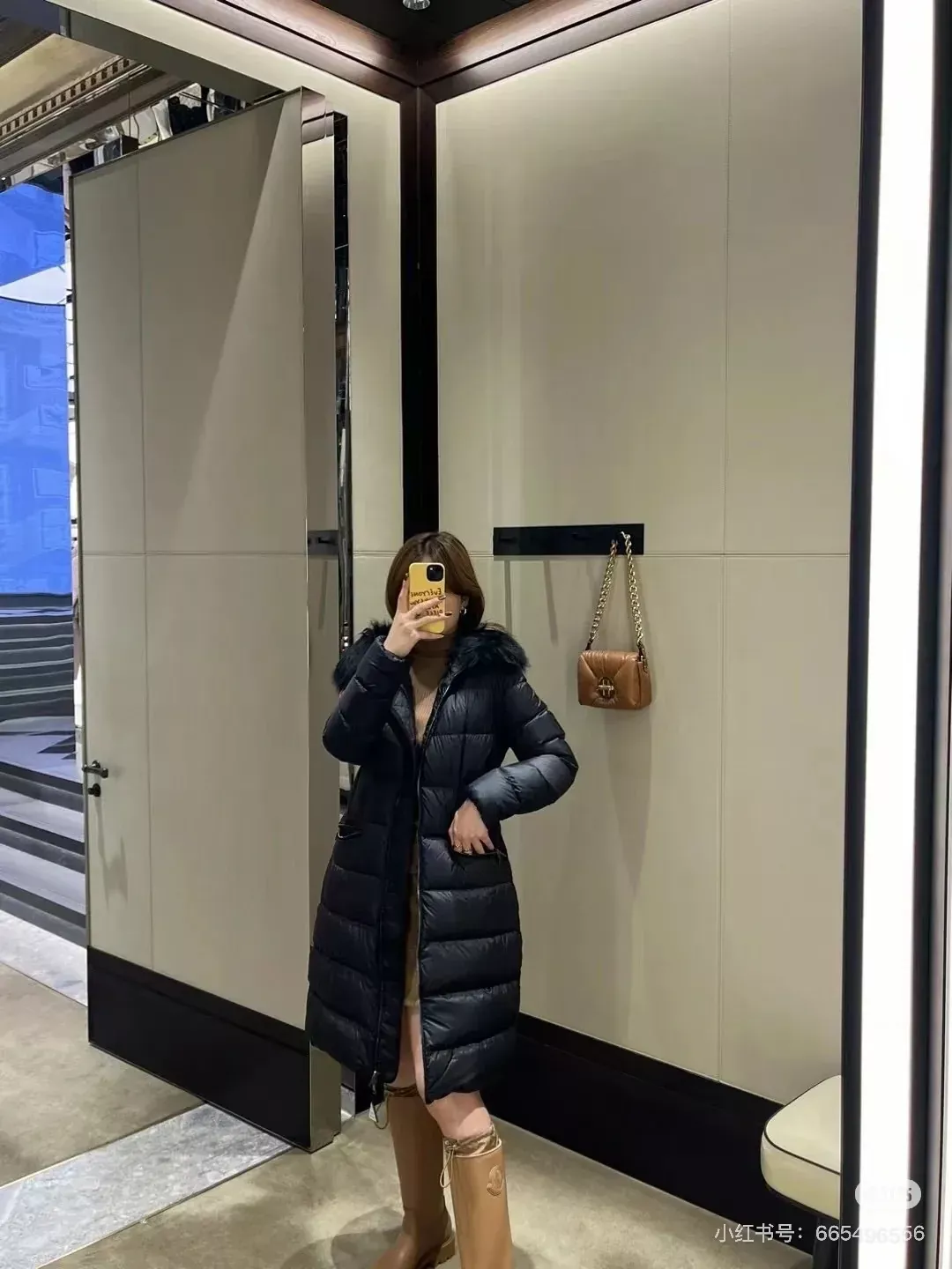 몽클레어 폭스 퍼 후드 벨트 여성용 롱 패딩 상세 이미지 46