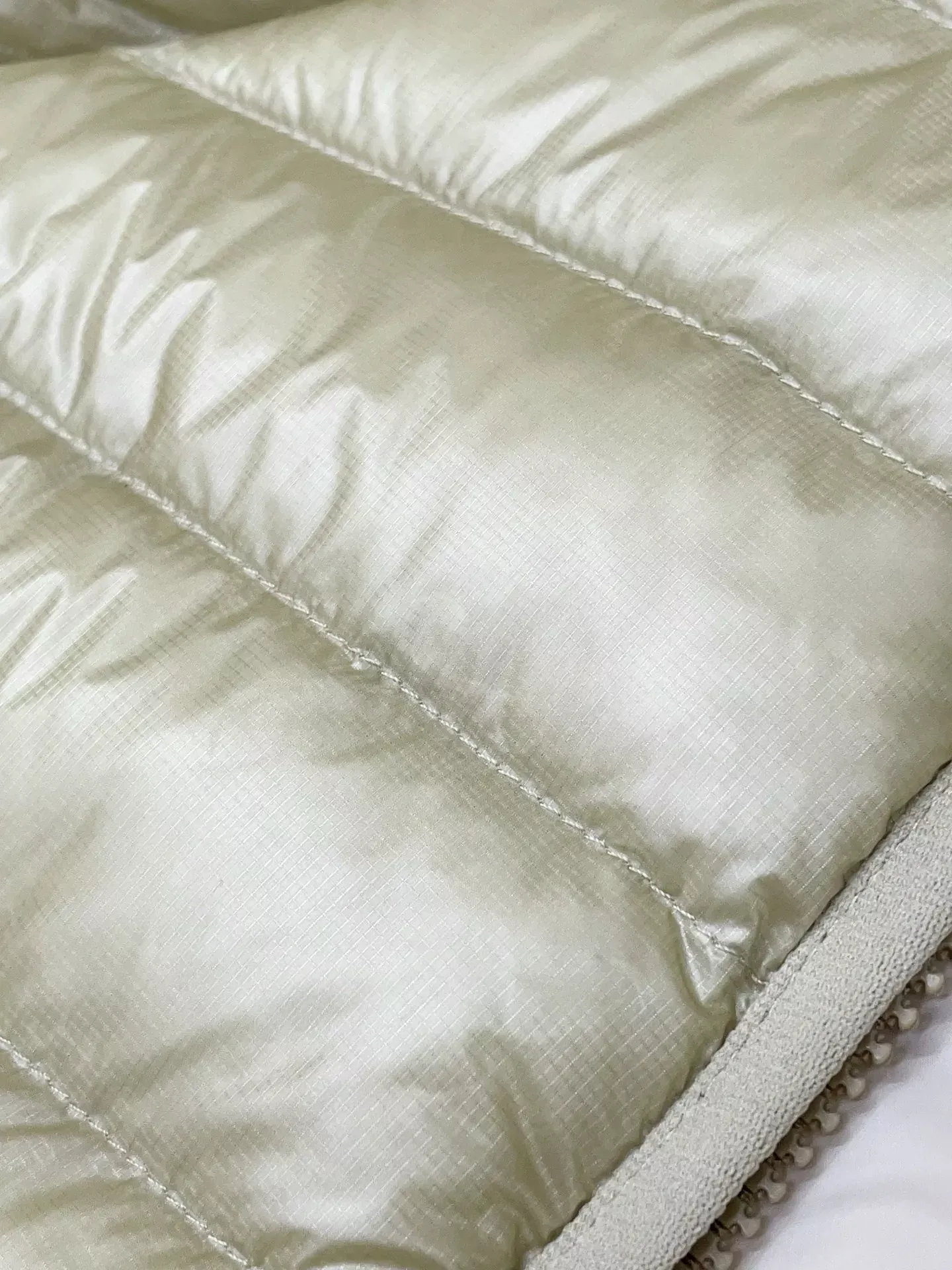 몽클레어 후드 분리형 여성용 쇼트 패딩 상세 이미지 55