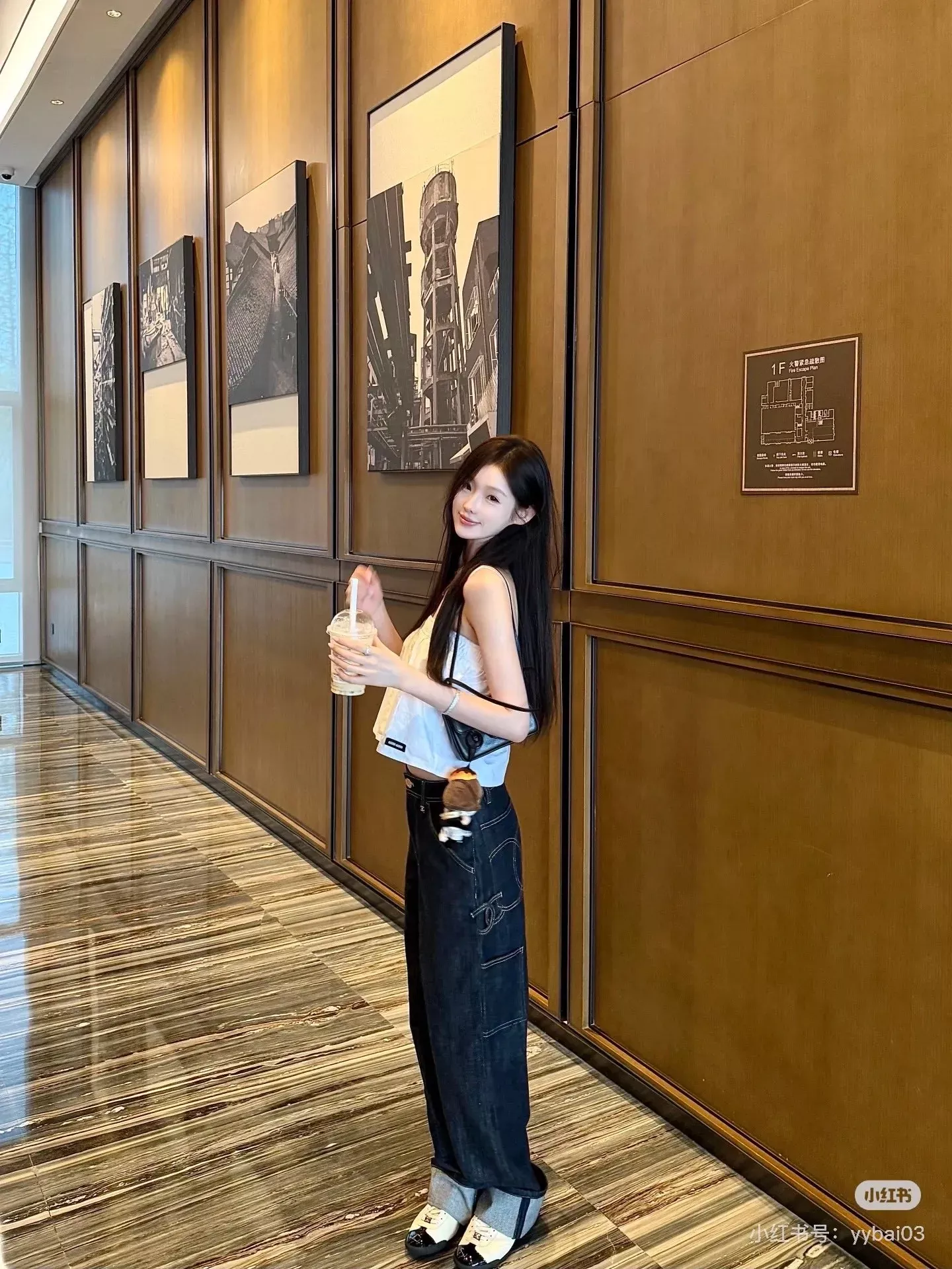 샤넬 더블 C 장식 와이드 여성용 데님 팬츠 상세 이미지 21