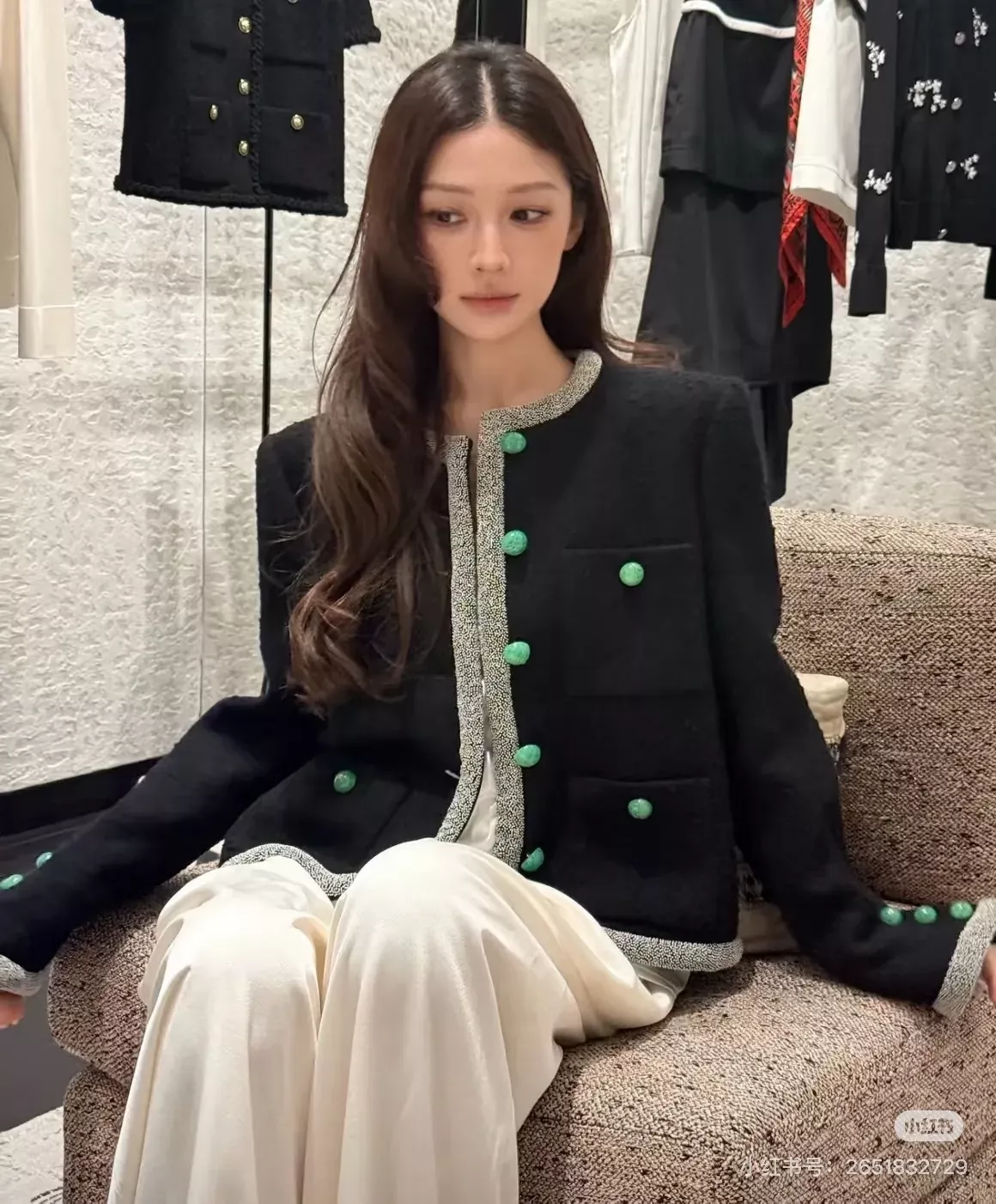 샤넬 울 혼방 보석 버튼 여성용 트위드 재킷 상세 이미지 47