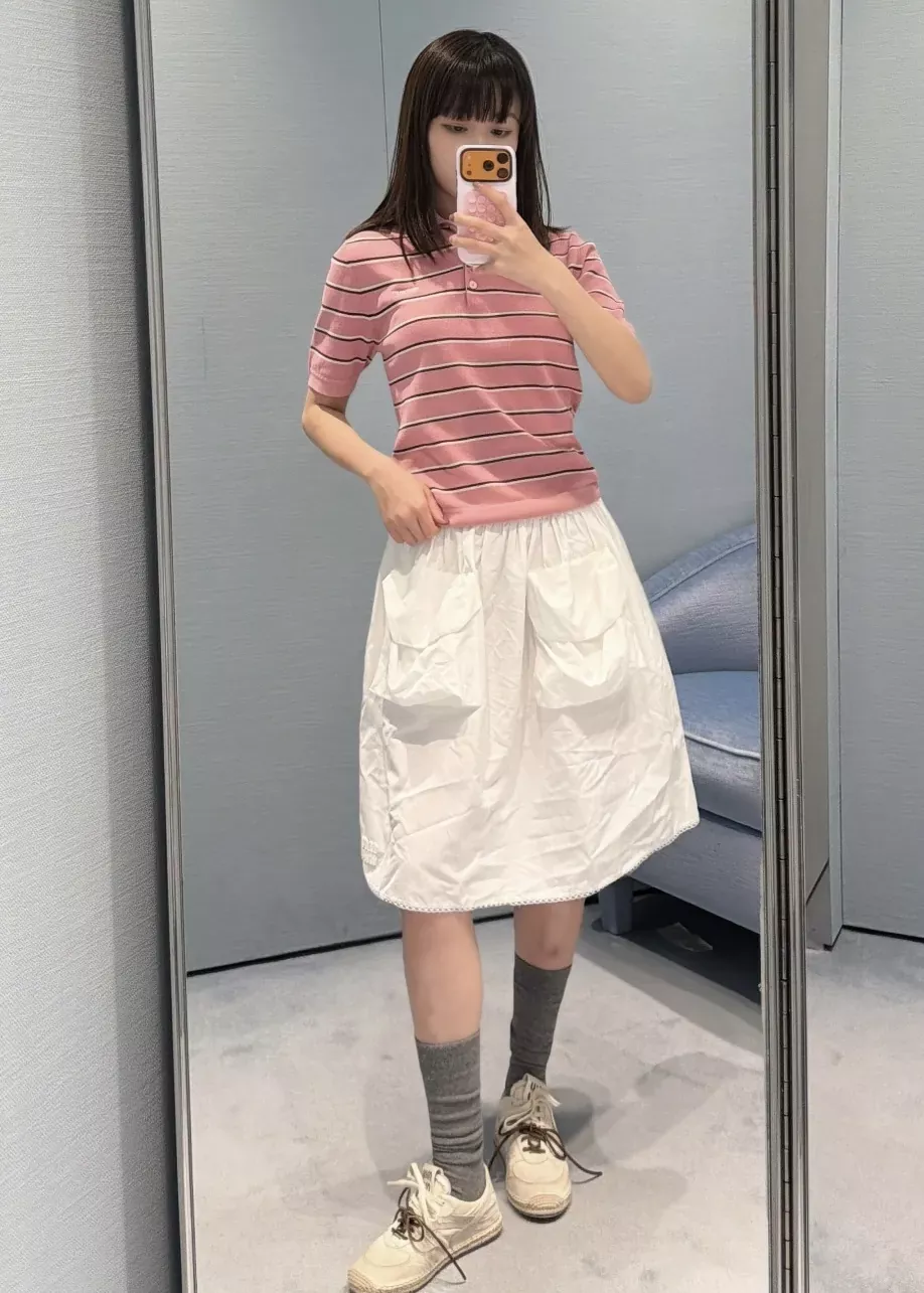 미우미우 포플린 포켓 여성용 미니 스커트 상세 이미지 27