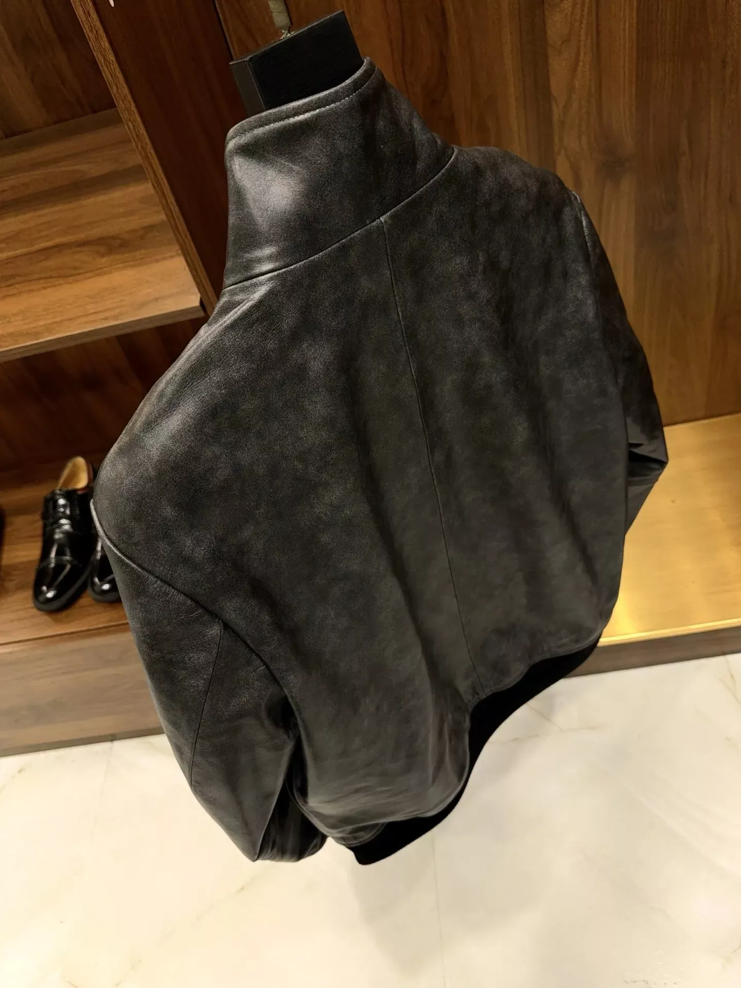 루이비통 빈티지 송아지 가죽 남녀공용 가죽 재킷 상세 이미지 18