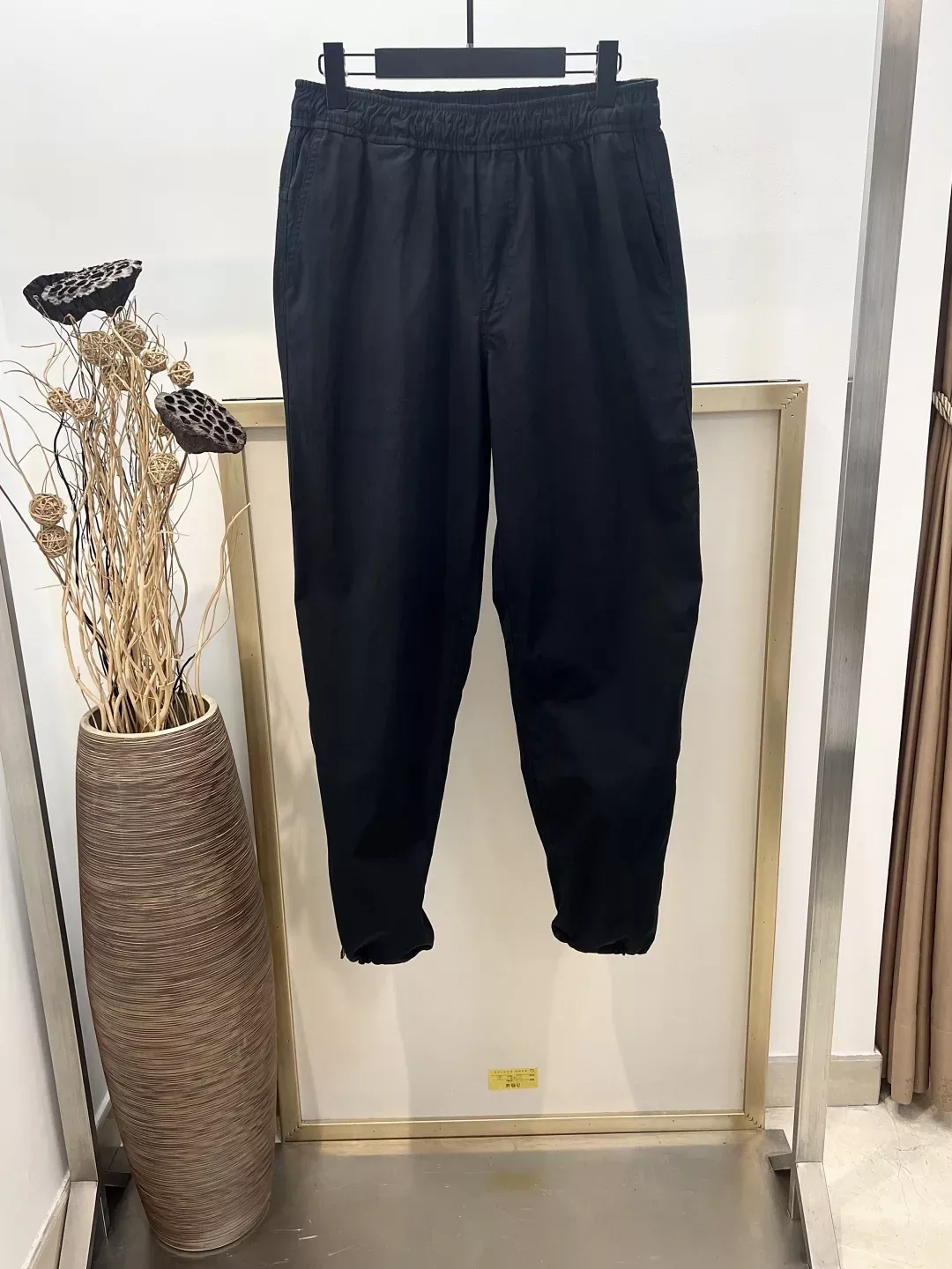 루이비통 나일론 드로스트링 남녀공용 트레이닝 팬츠 상세 이미지 2