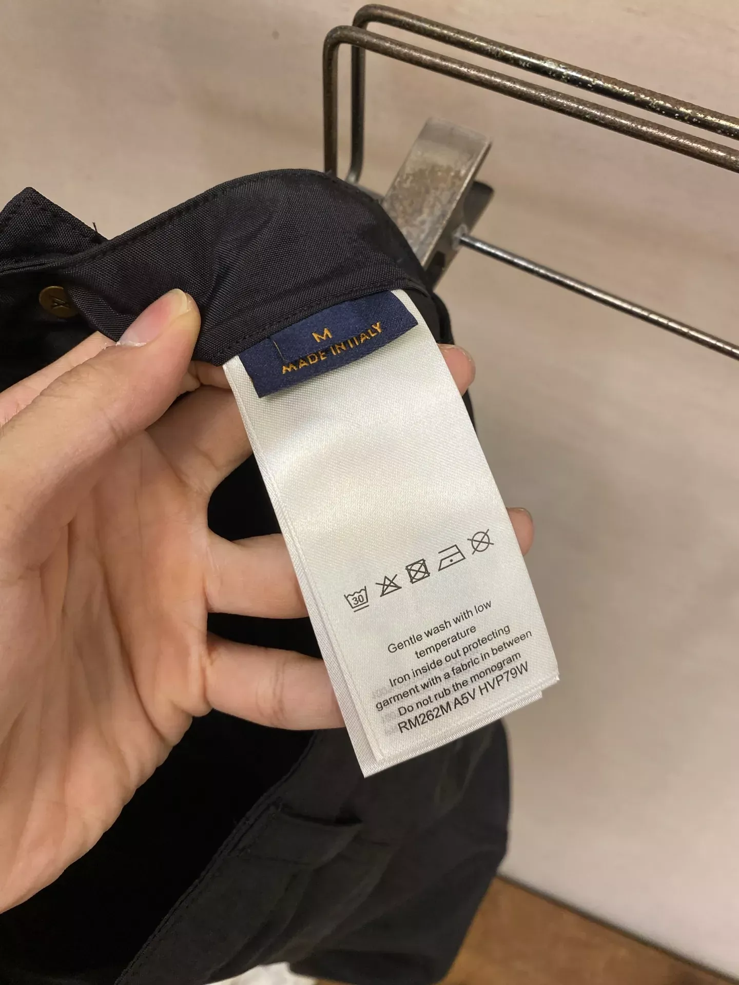 루이비통 리플렉티브 포켓 남녀공용 하프 팬츠 상세 이미지 6