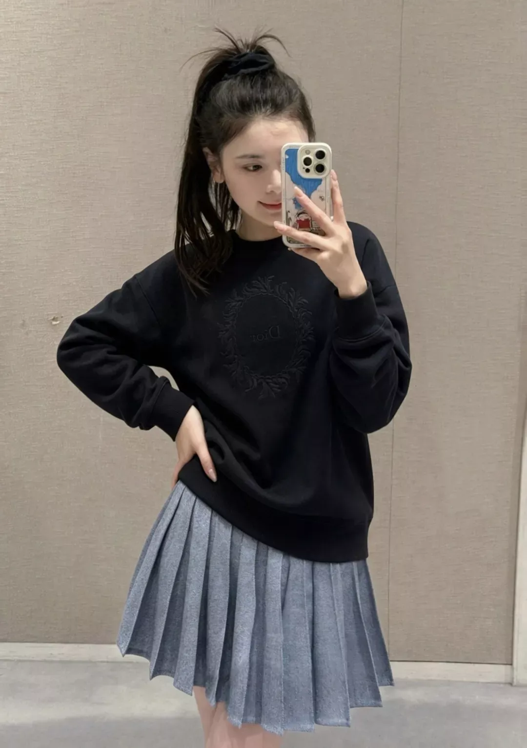 디올 원형 자수 오버핏 남녀공용 맨투맨 티셔츠 상세 이미지 15
