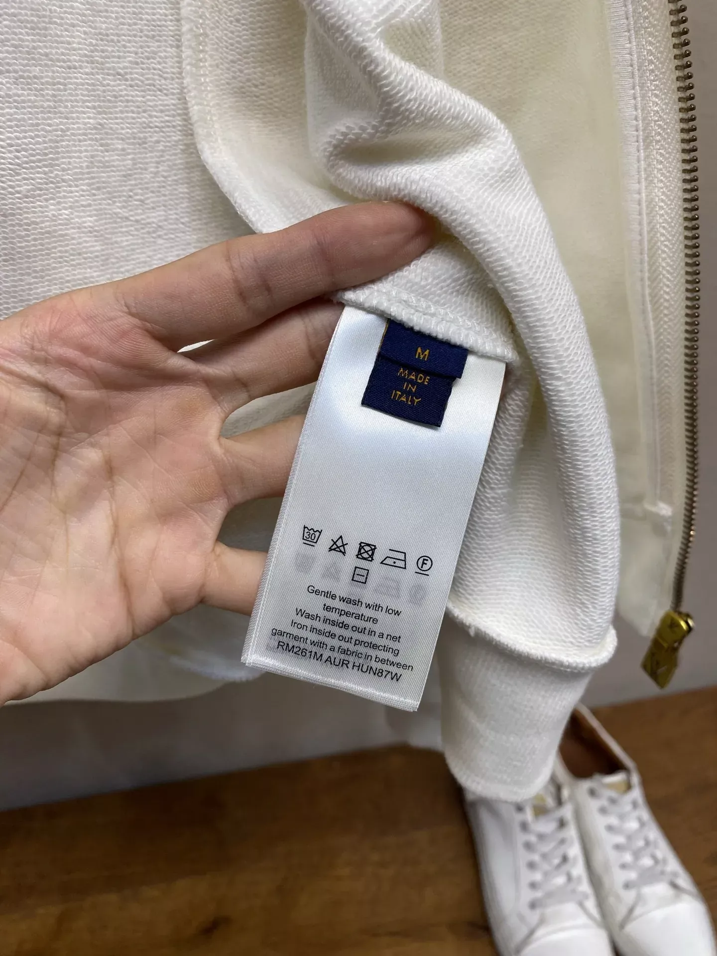 루이비통 반사 엠보 후드 남녀공용 후드 재킷 상세 이미지 7