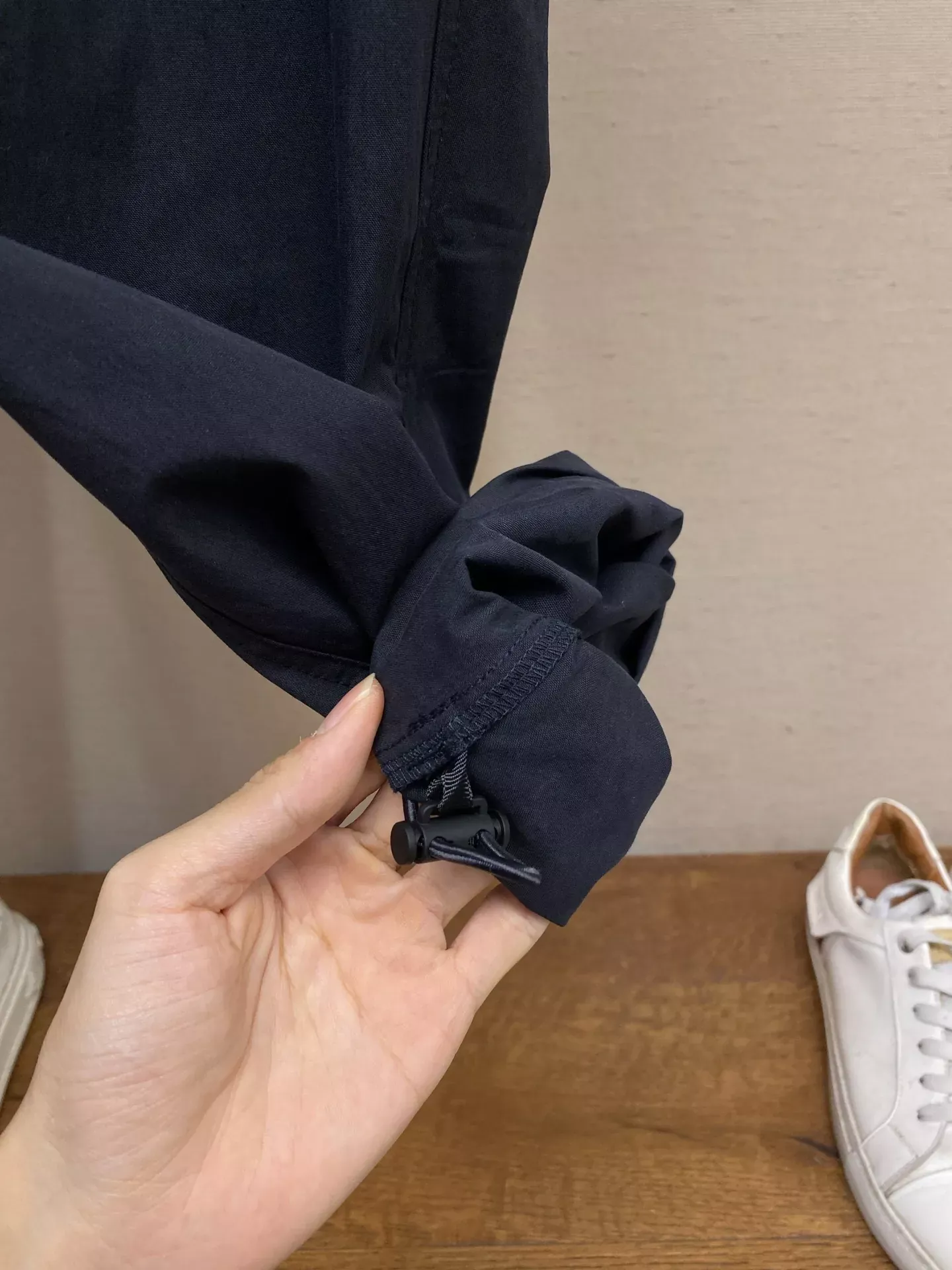 루이비통 나일론 드로스트링 와이드 남녀공용 캐쥬얼 팬츠 상세 이미지 6