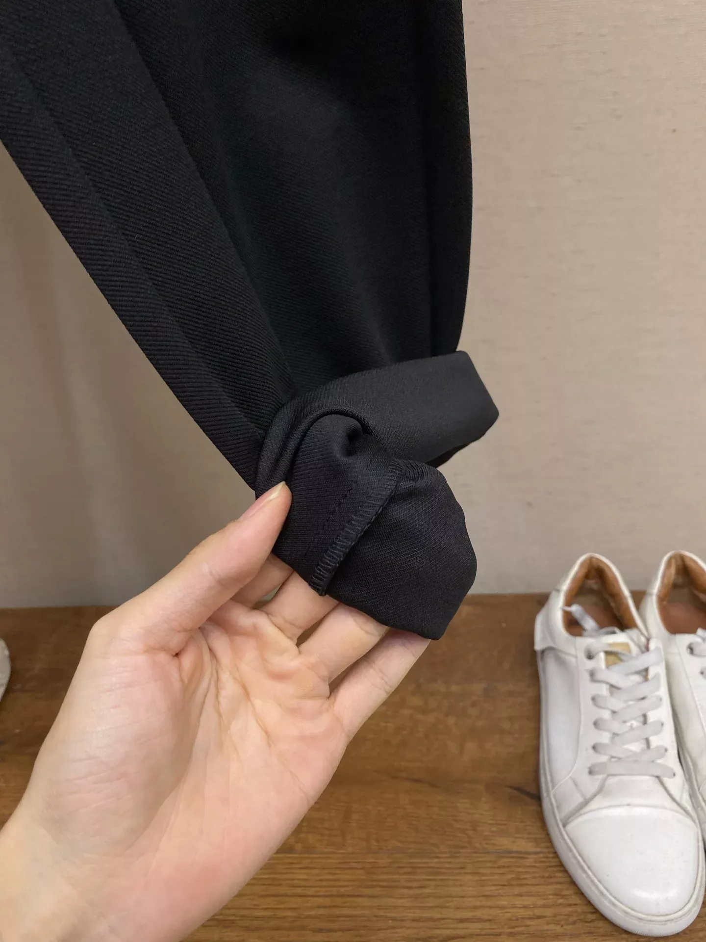 디올 자수 로고 스트레이트 남녀공용 트레이닝 팬츠 상세 이미지 7