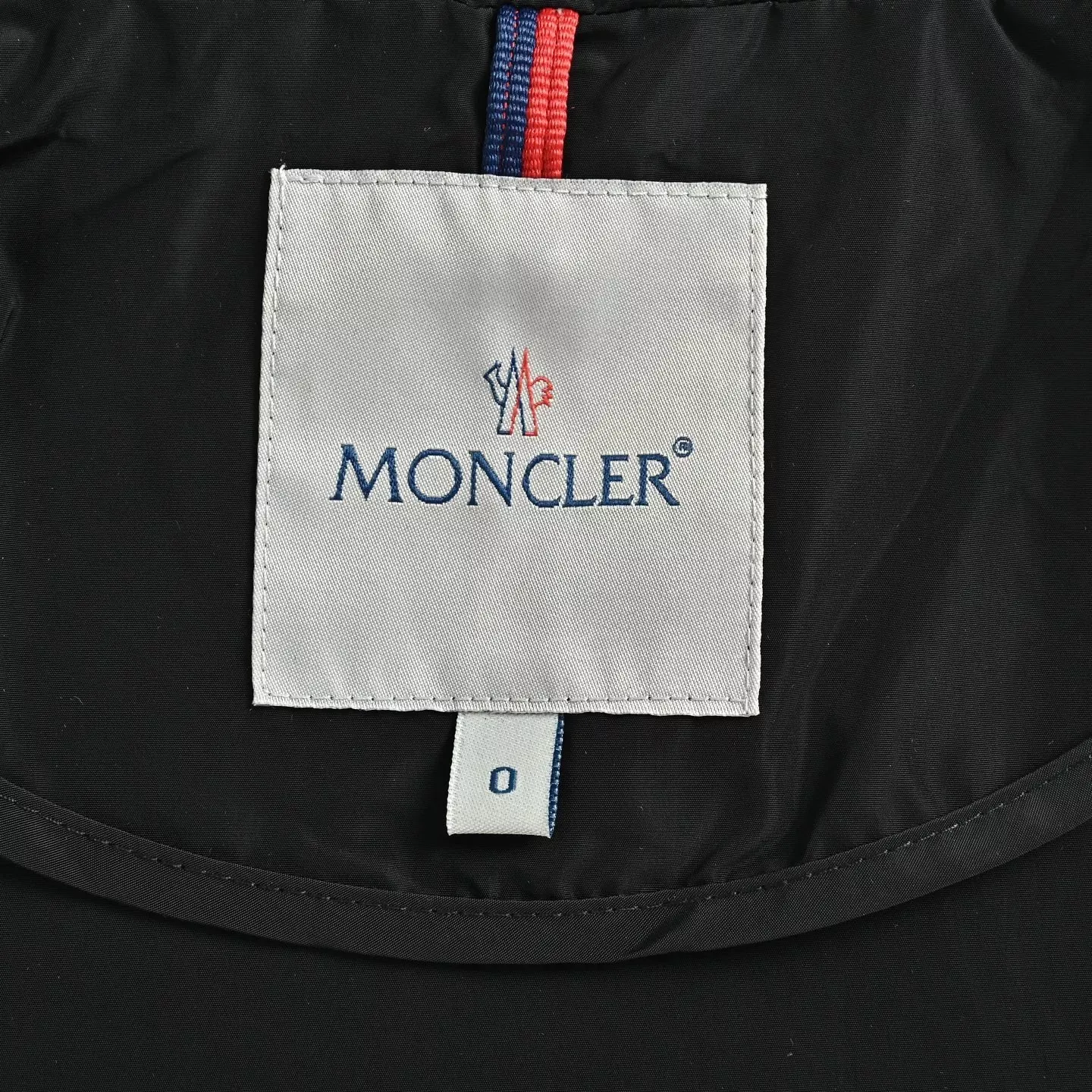 몽클레어 경량 나일론 벨트 여성용 후드 재킷 상세 이미지 5