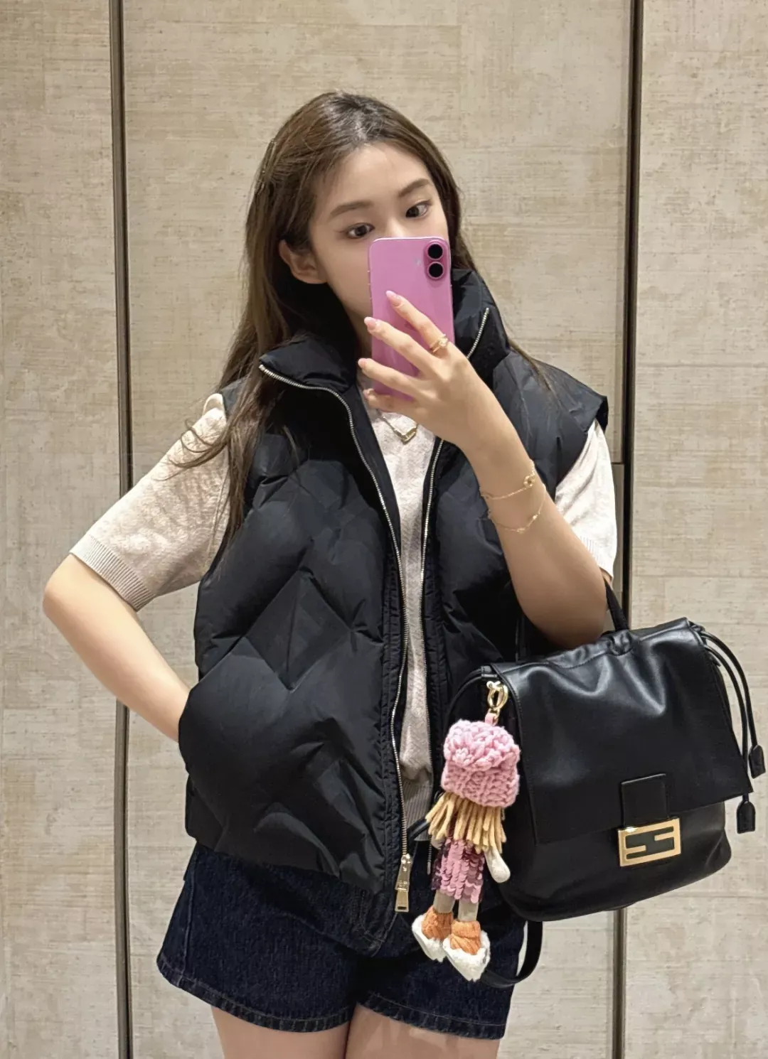 펜디 FF 자카드 패턴 여성용 패딩 조끼 상세 이미지 23