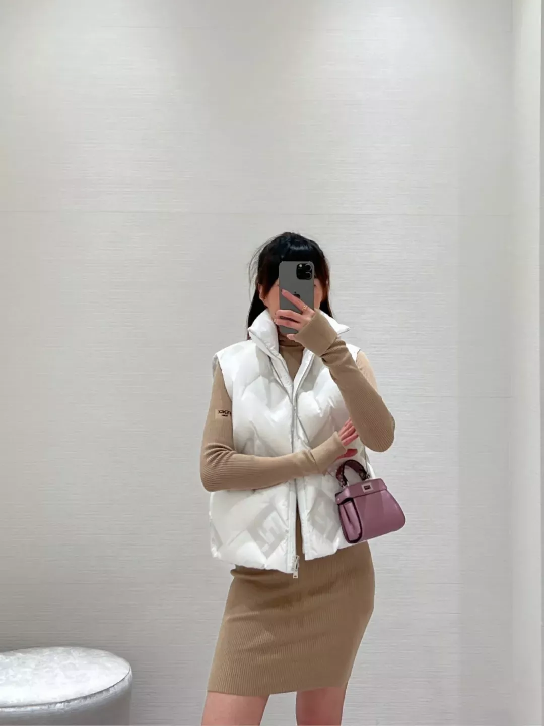 펜디 FF 자카드 패턴 여성용 패딩 조끼 상세 이미지 30
