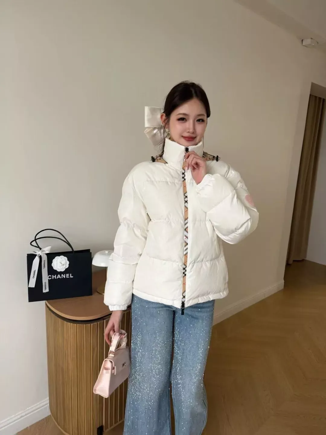 버버리 체크 후드 집업 여성용 쇼트 패딩 상세 이미지 26