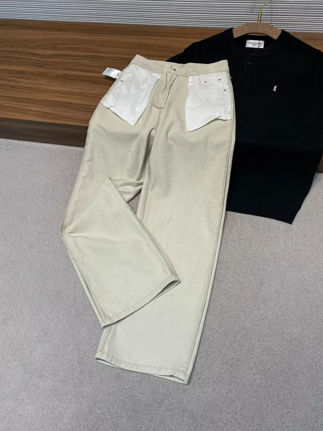 구찌 와이드 핏 메탈 장식 여성용 데님 팬츠 상세 이미지 12