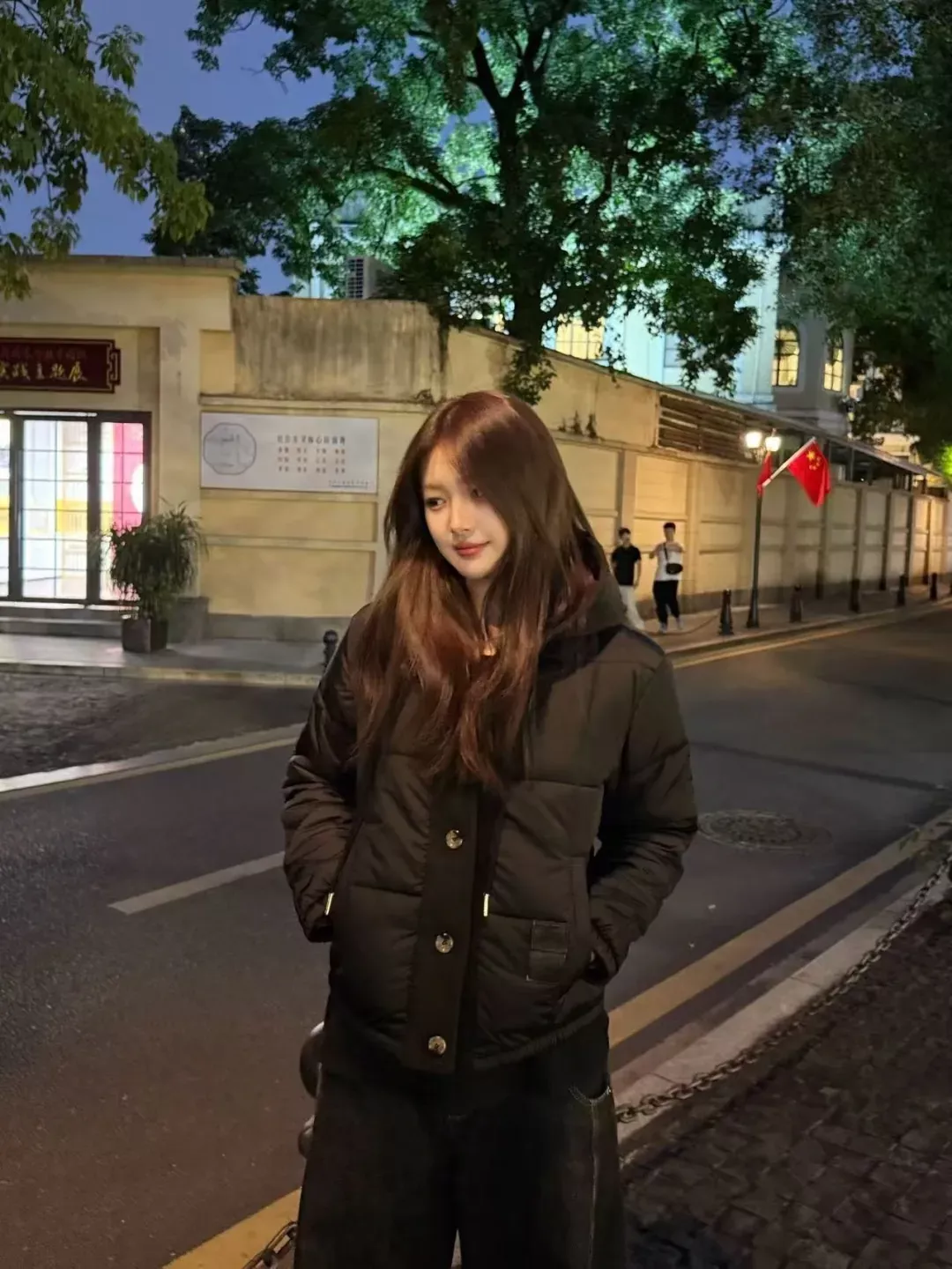 루이비통 나일론 퀼팅 스트링 여성용 쇼트 패딩 상세 이미지 25