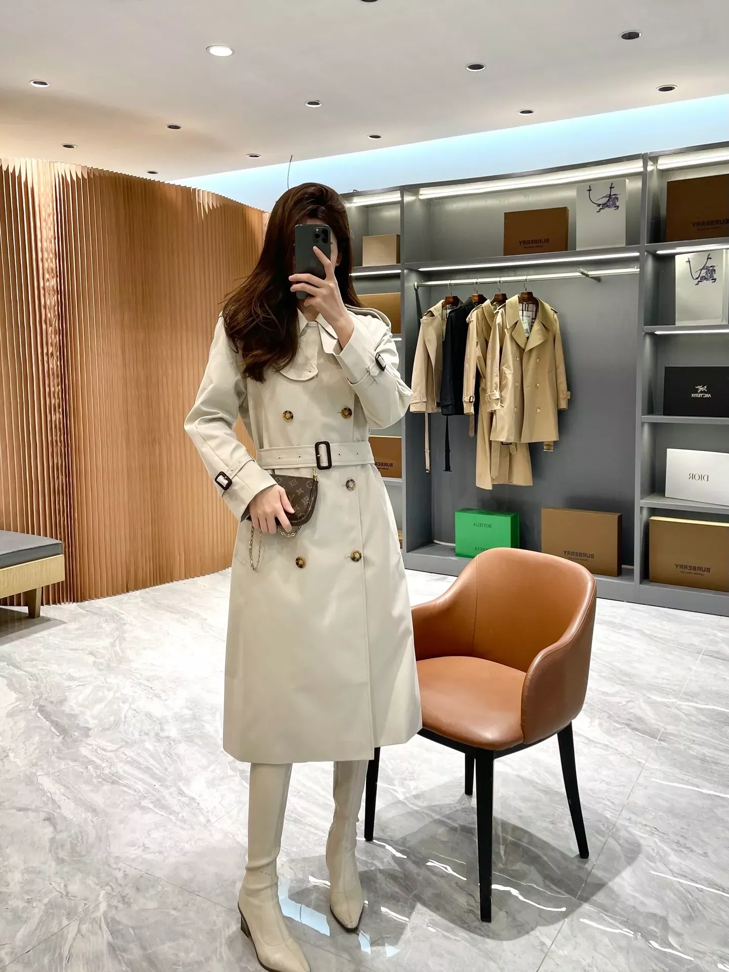 버버리 개버딘 더블버튼 여성용 롱 코트 상세 이미지 30