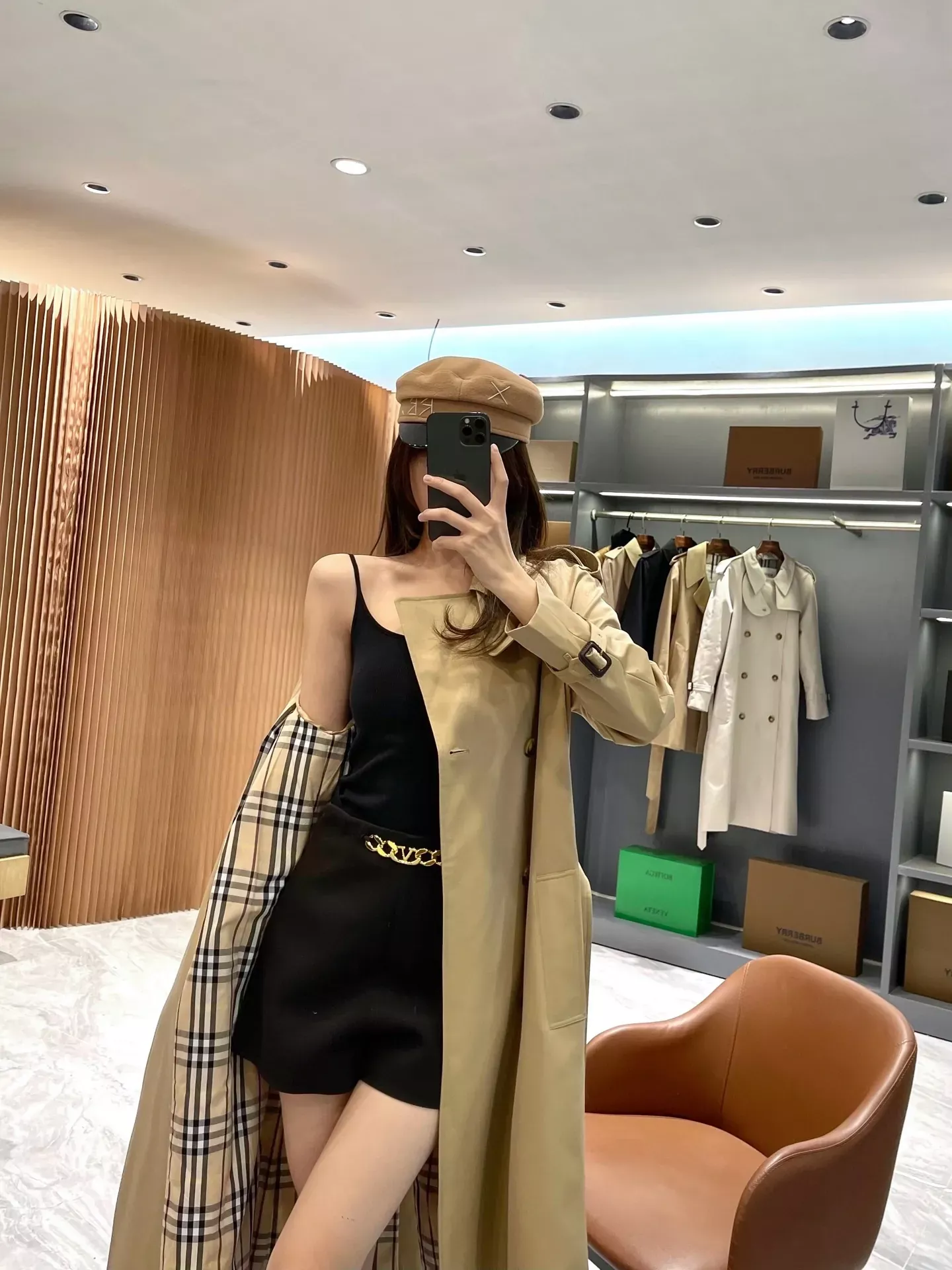 버버리 개버딘 더블버튼 여성용 롱 코트 상세 이미지 38