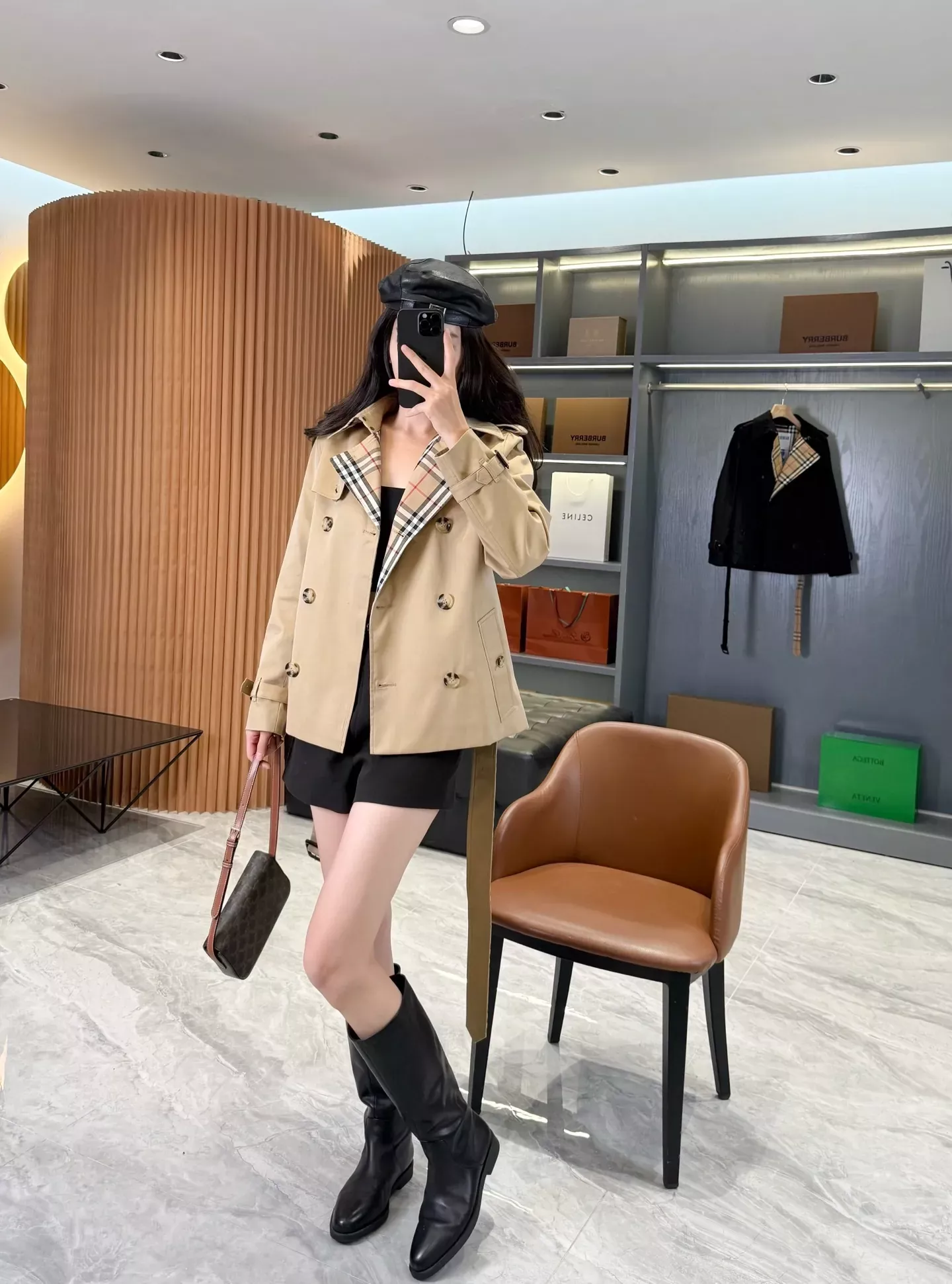 버버리 개버딘 더블브레스트 여성용 쇼트 코트 상세 이미지 111