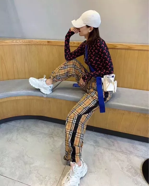 버버리 체크 새틴 장식 여성용 캐쥬얼 팬츠 상세 이미지 46