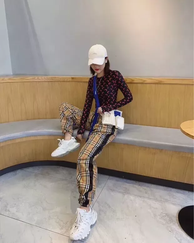 버버리 체크 새틴 장식 여성용 캐쥬얼 팬츠 상세 이미지 47