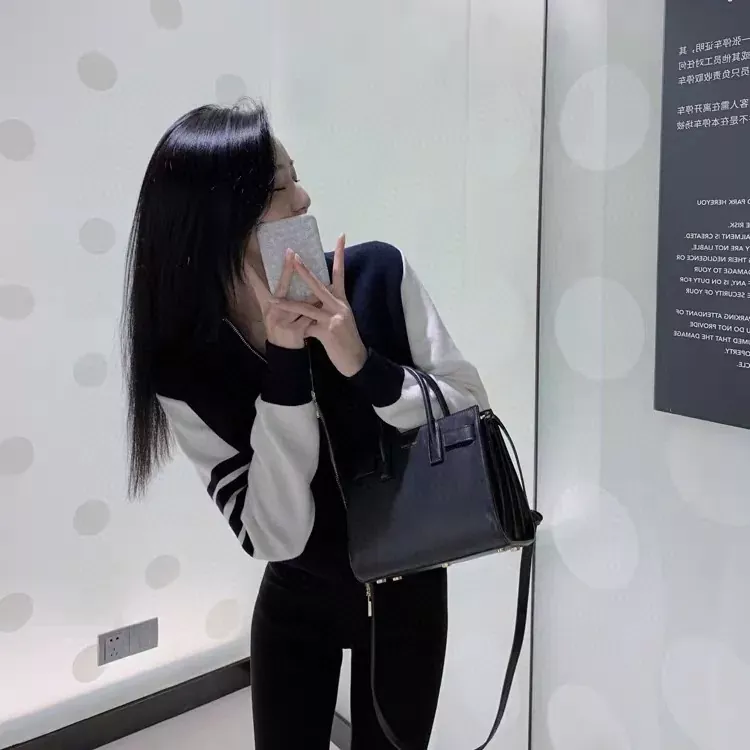 톰브라운 울 배색 집업 남녀공용 니트 재킷 상세 이미지 15