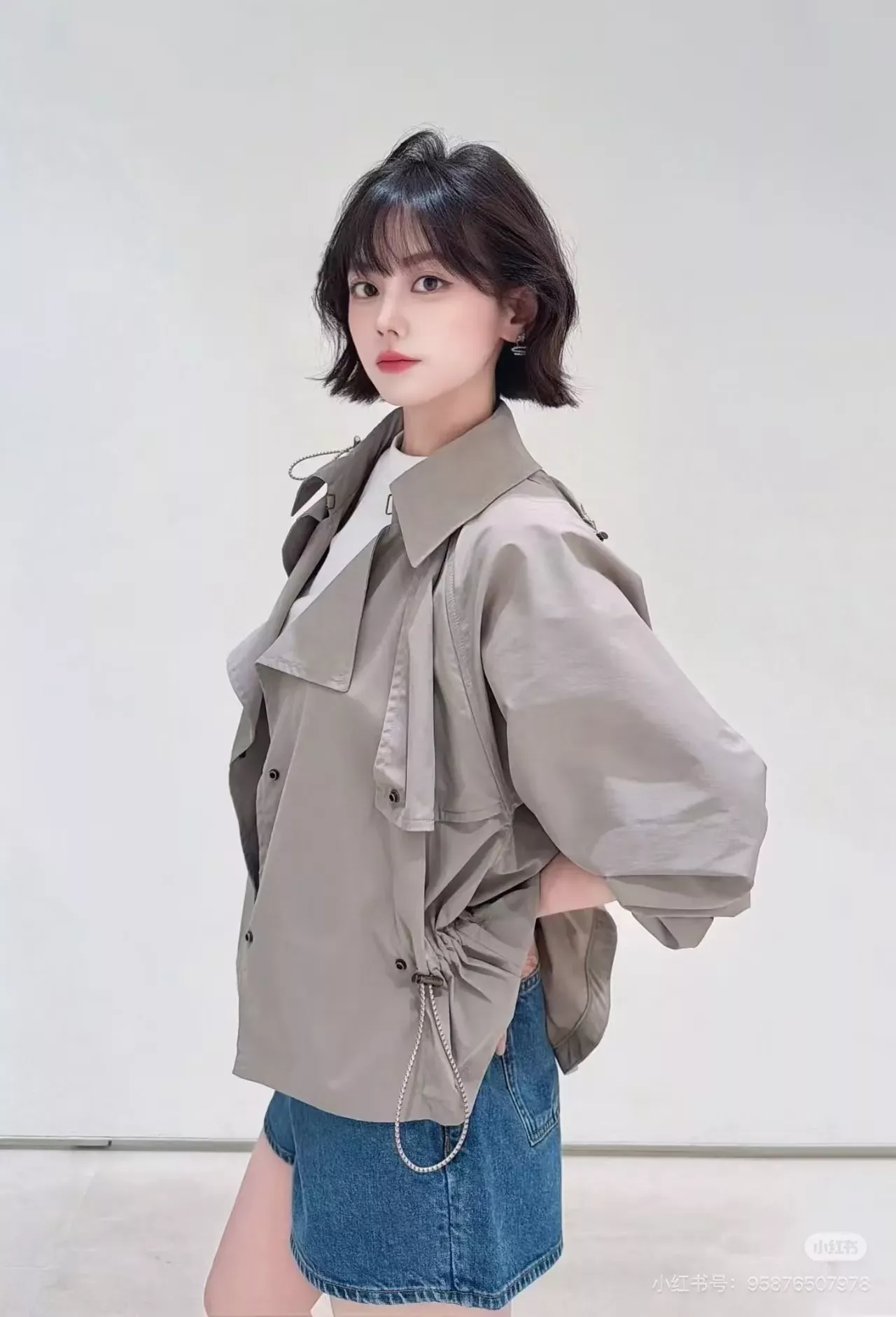버버리 탈부착 후드 스트링 여성용 쇼트 코트 상세 이미지 55