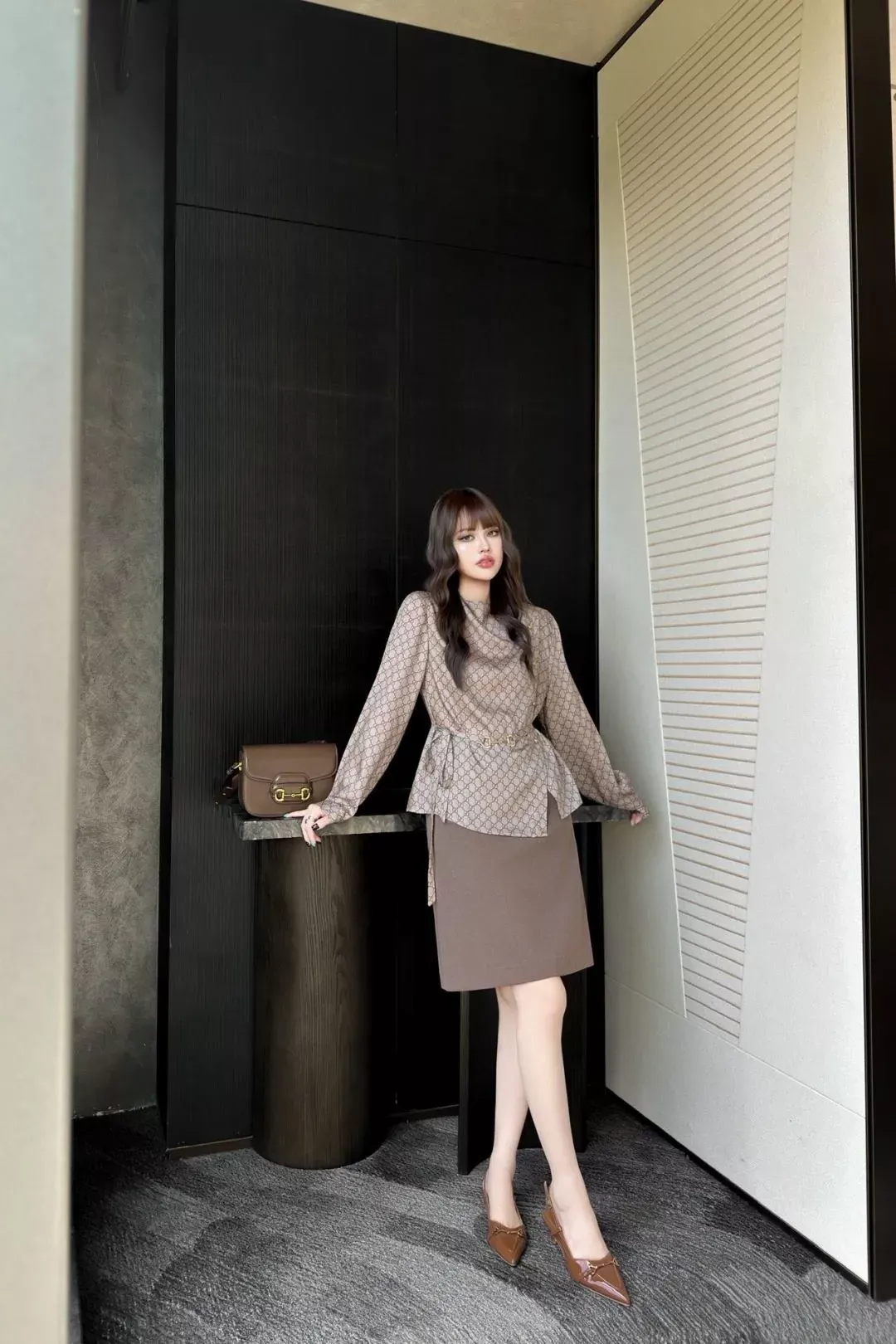 구찌 자카드 새틴 허리끈 여성용 긴소매 블라우스 상세 이미지 12