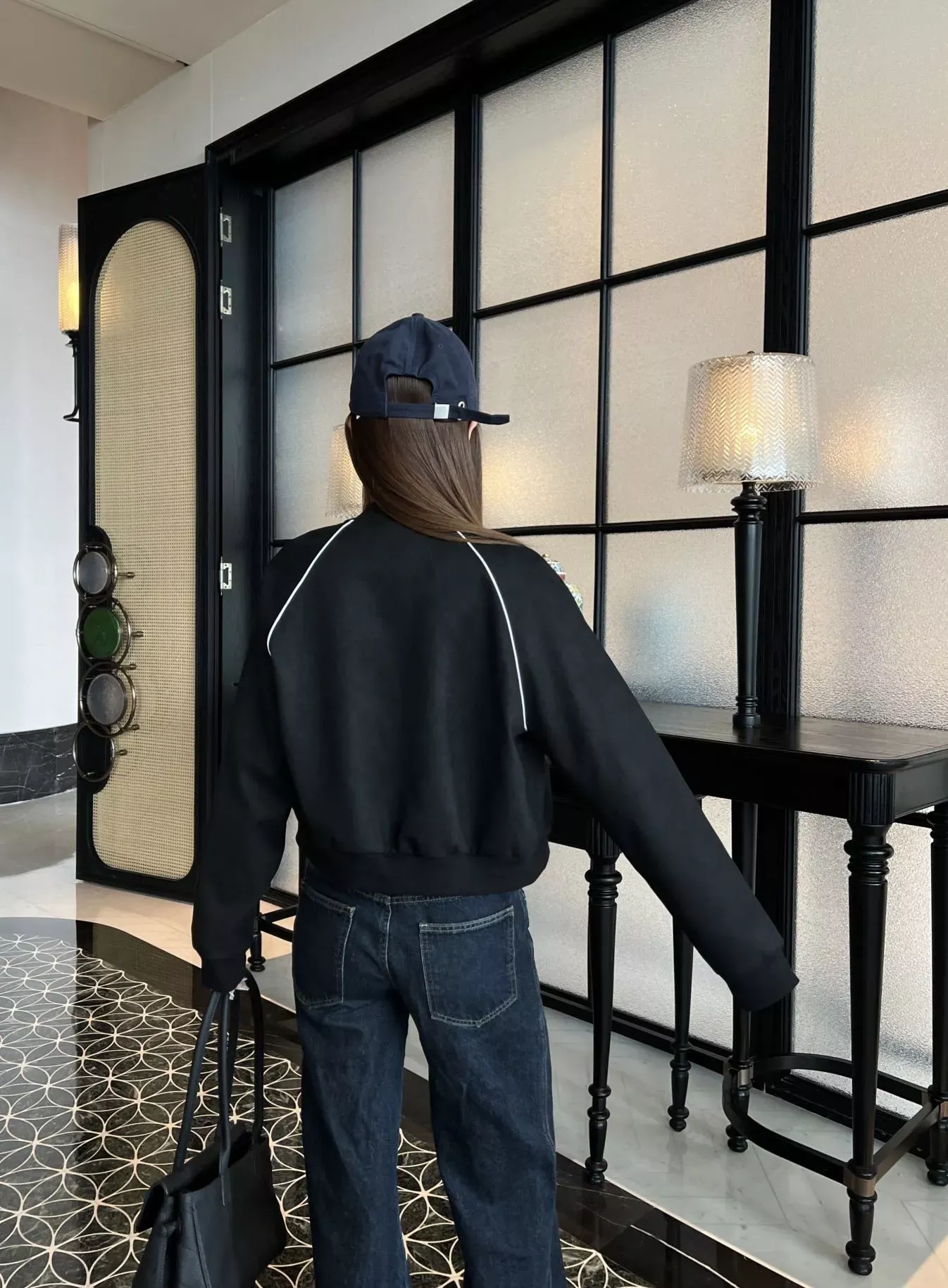 샤넬 스웨이드 숏 실루엣 여성용 가죽 재킷 상세 이미지 28